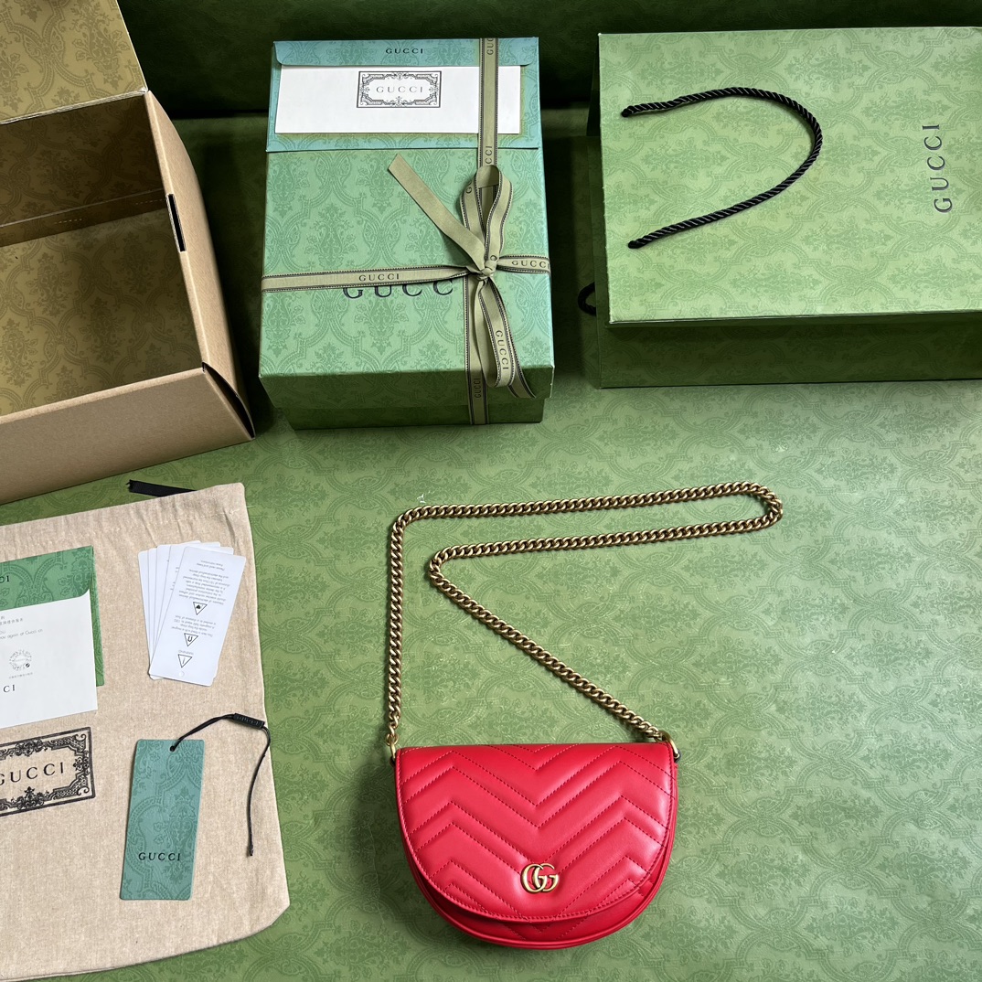 G*u*i gg marmont matelassÉ chain mini bag