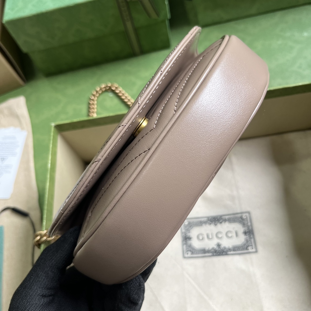 G*u*i gg marmont matelassÉ chain mini bag