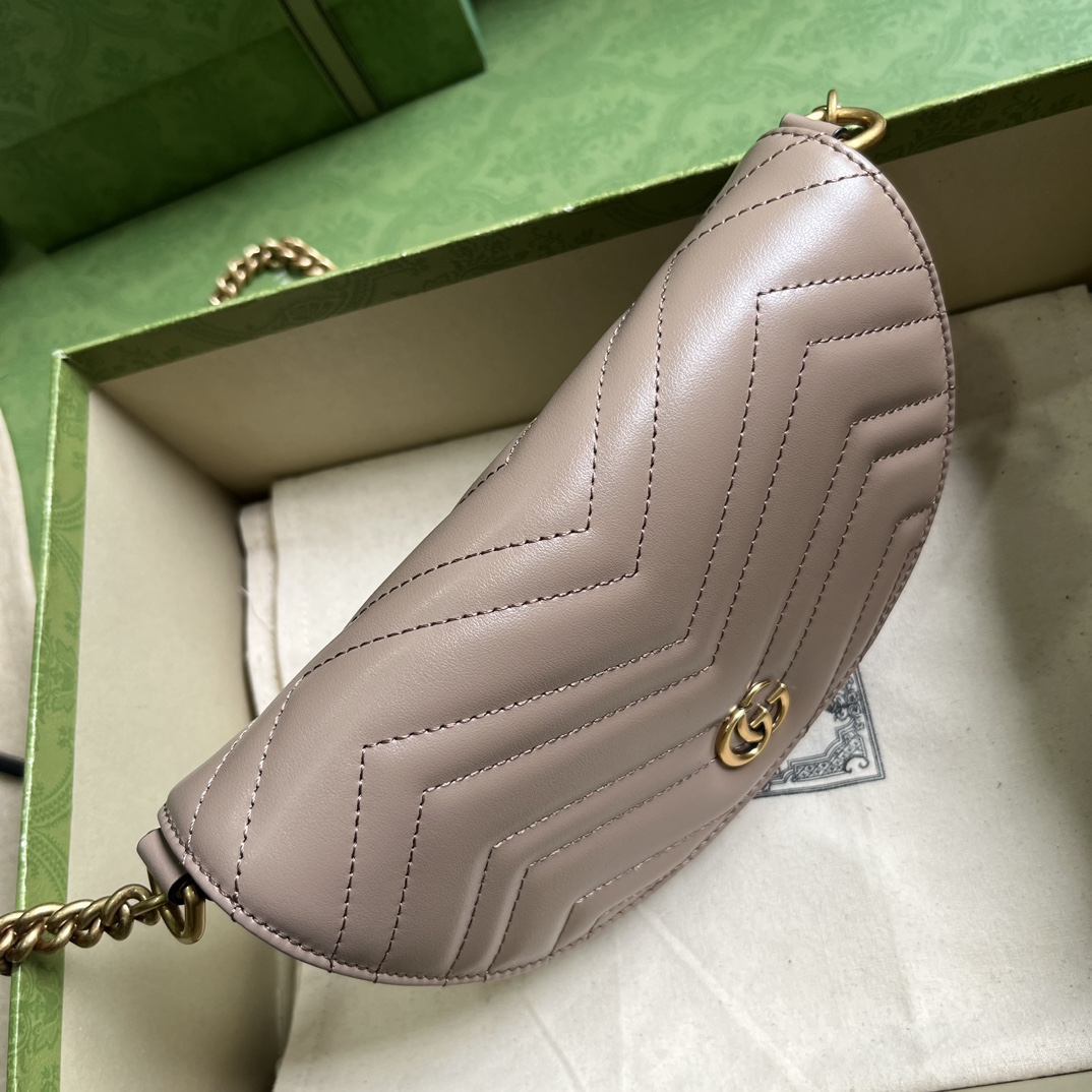 G*u*i gg marmont matelassÉ chain mini bag