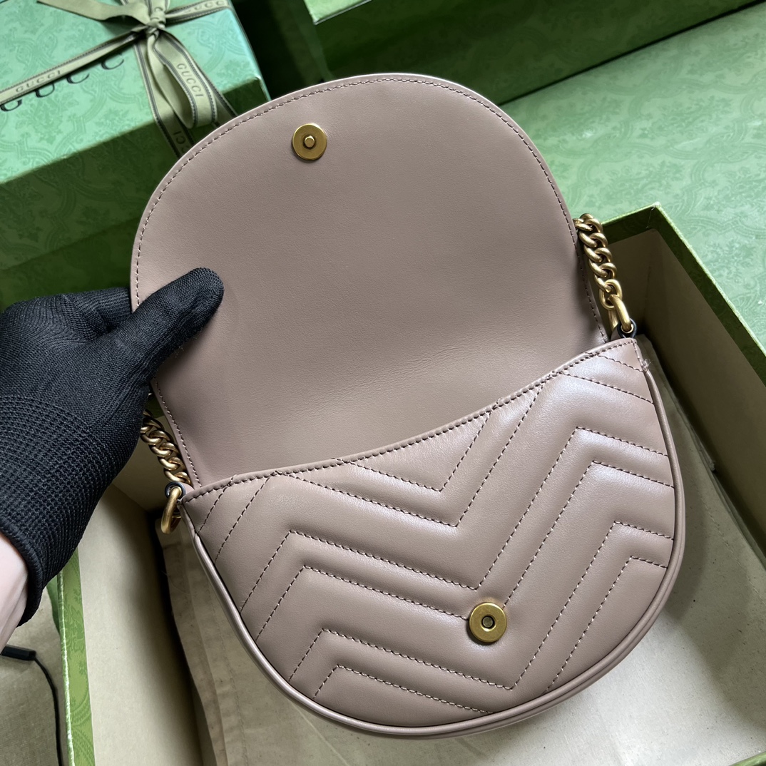 G*u*i gg marmont matelassÉ chain mini bag
