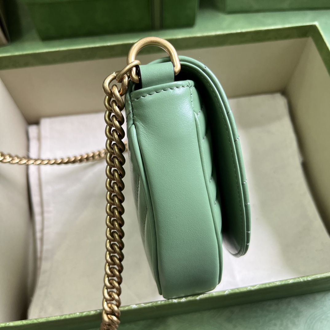 G*u*i gg marmont matelassÉ chain mini bag