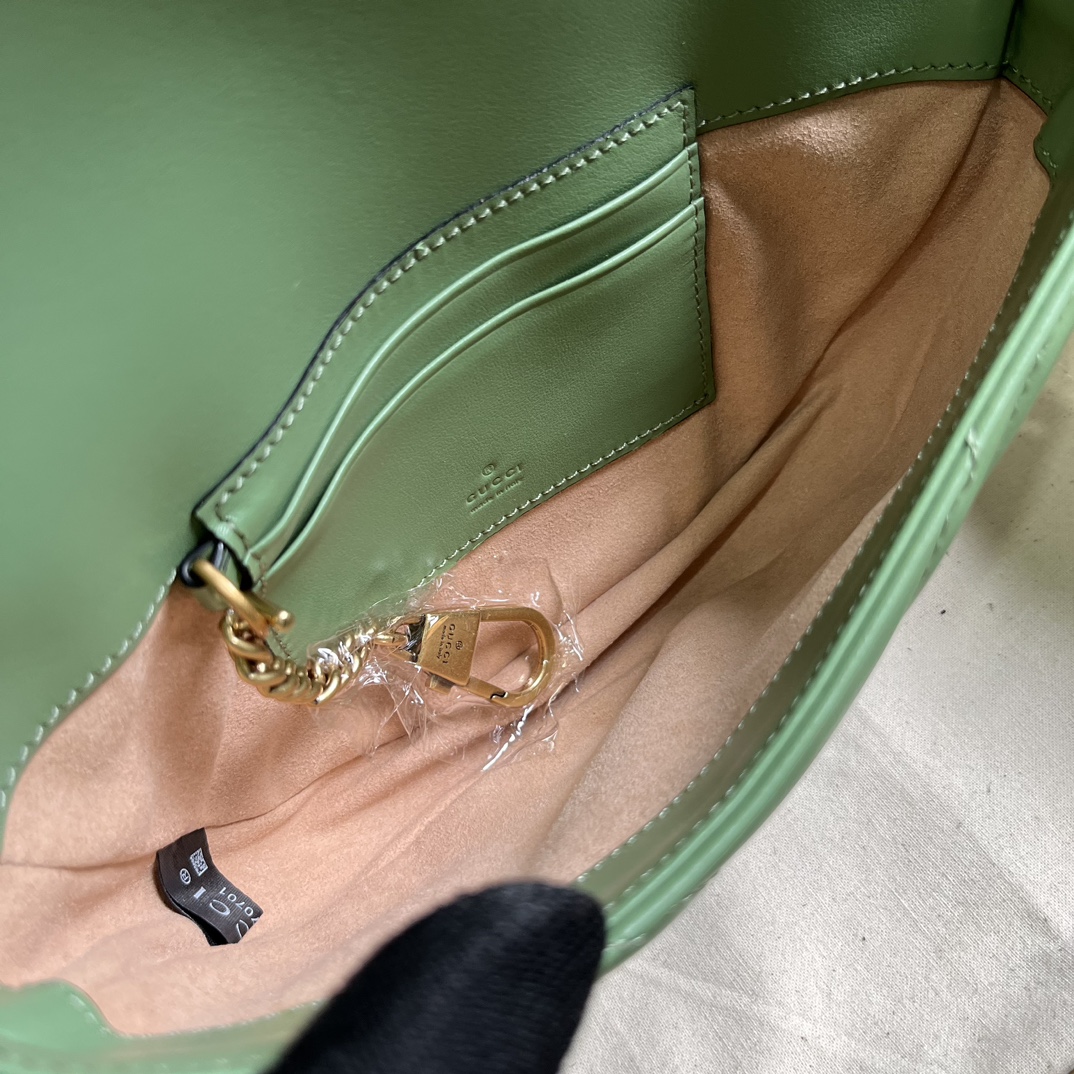 G*u*i gg marmont matelassÉ chain mini bag
