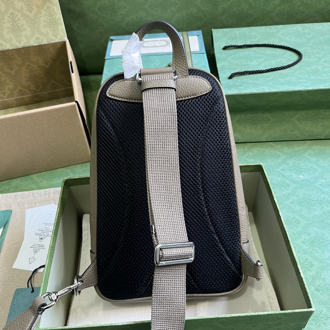 G*u*i jumbo gg crossbody bag