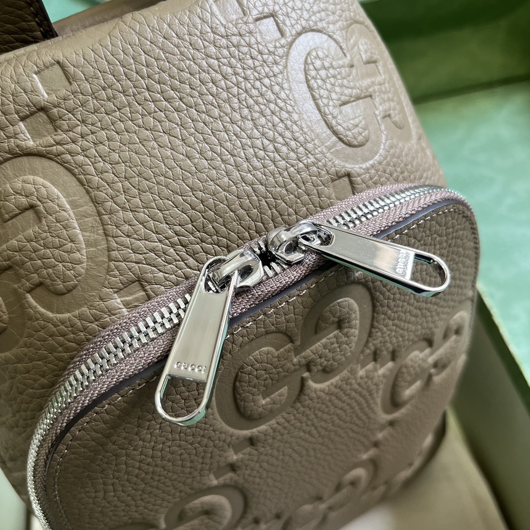 G*u*i jumbo gg crossbody bag
