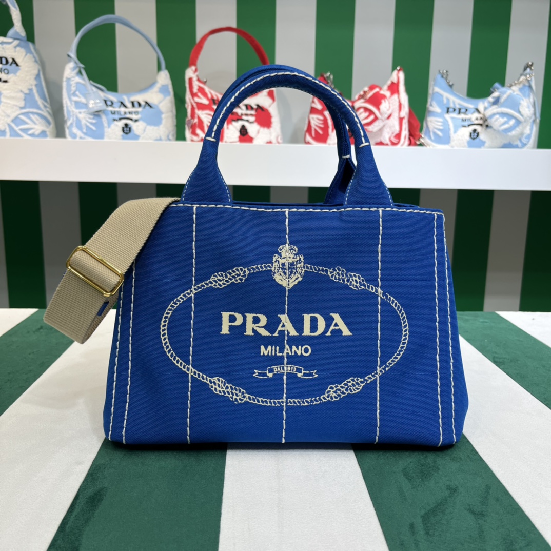 Pra*a canapa tote bag