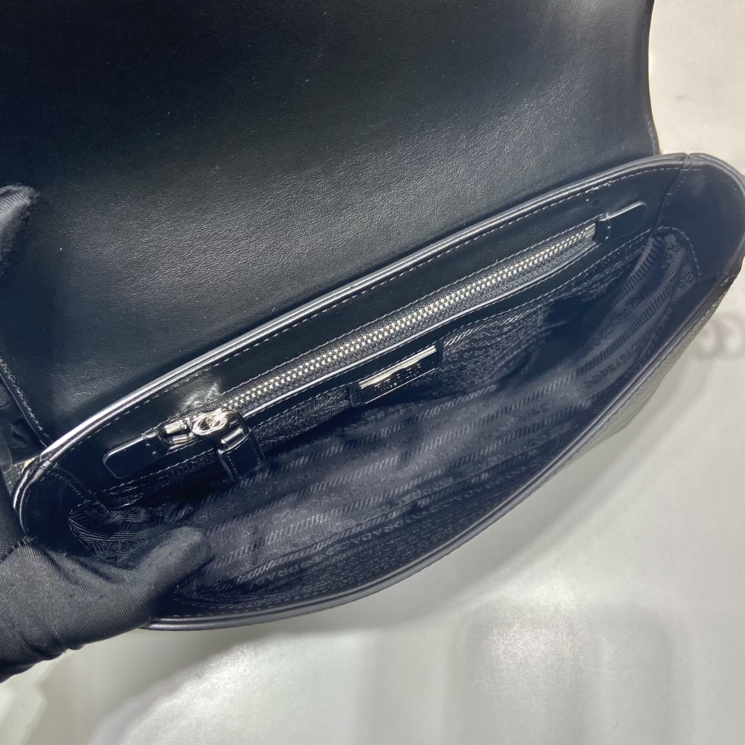 Pra*a saffiano leather shoulder bag