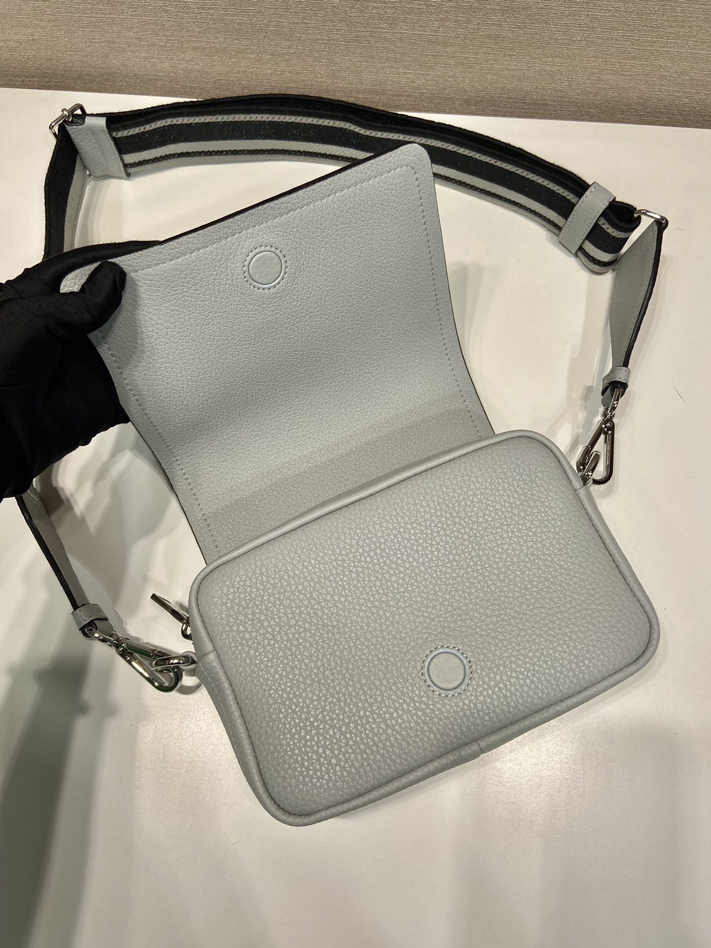 Pra*a leather shoulder bag