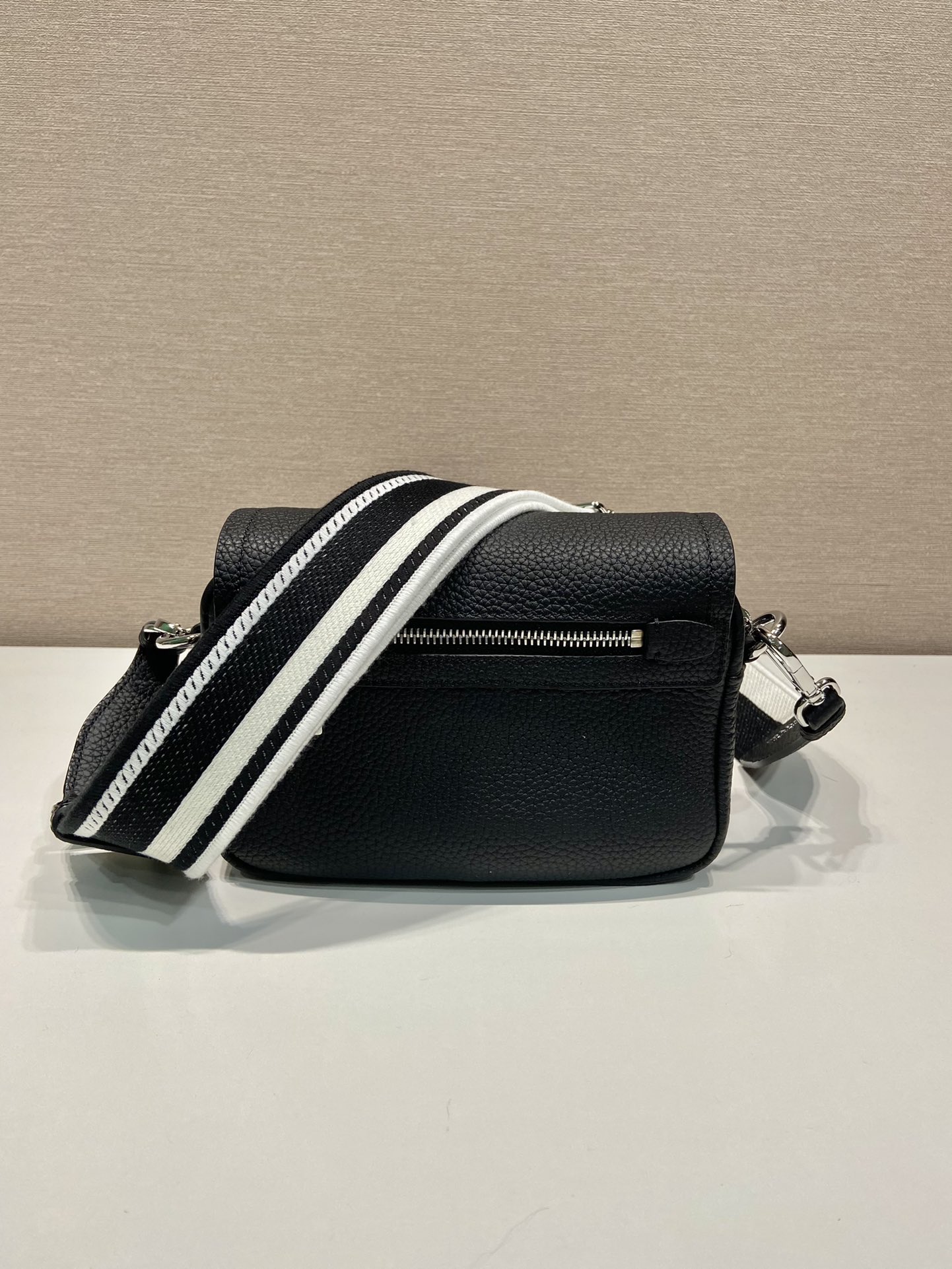 Pra*a leather shoulder bag