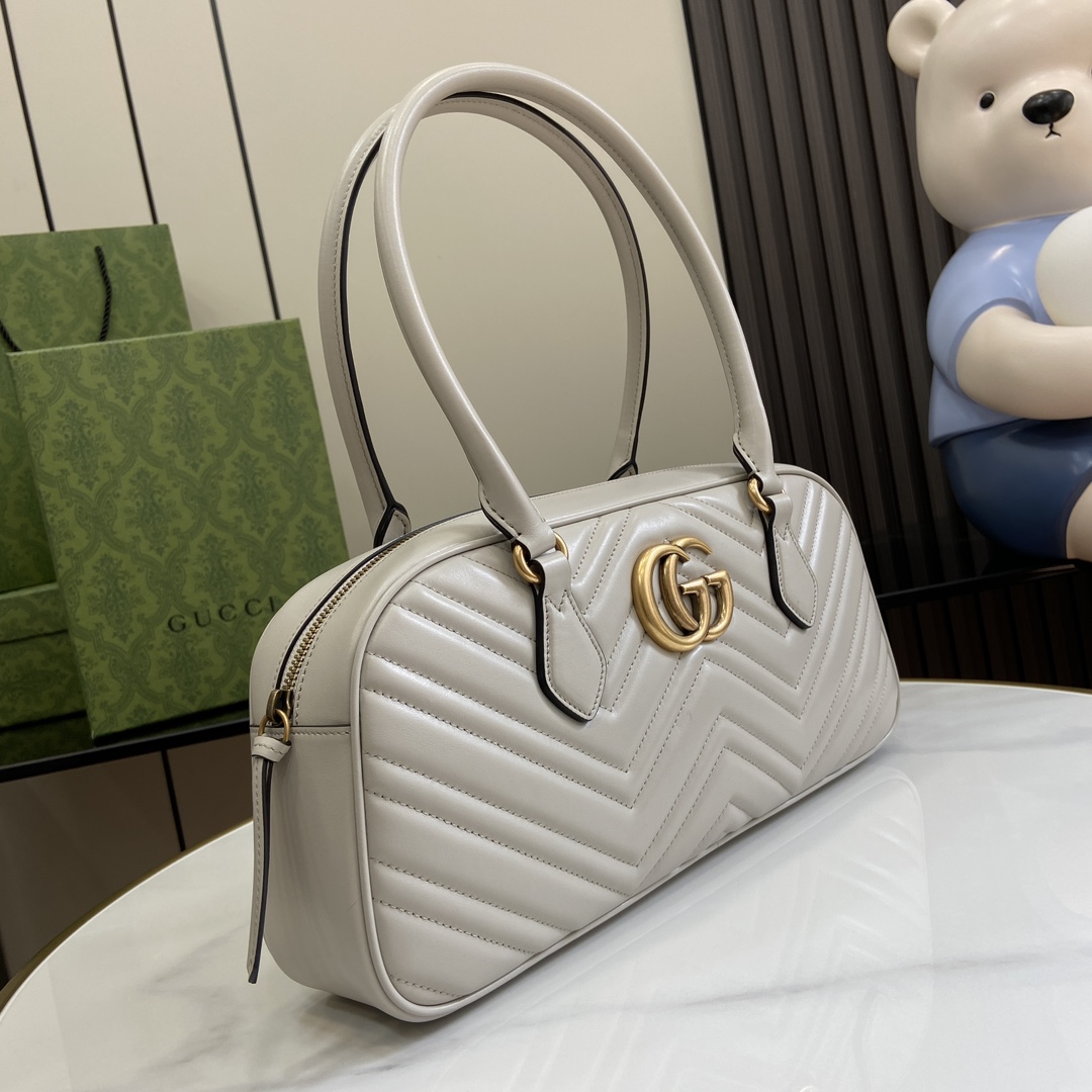 G*u*i gg marmont medium top handle bag