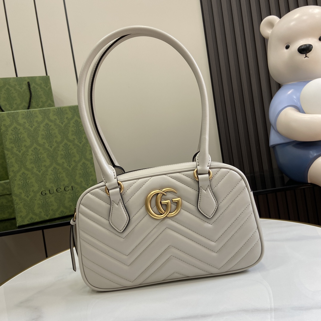 G*u*i gg marmont small top handle bag