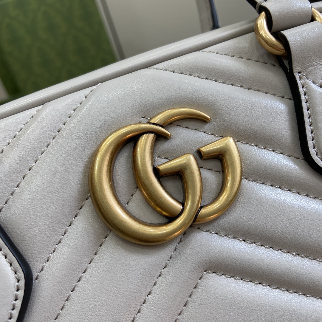 G*u*i gg marmont small top handle bag