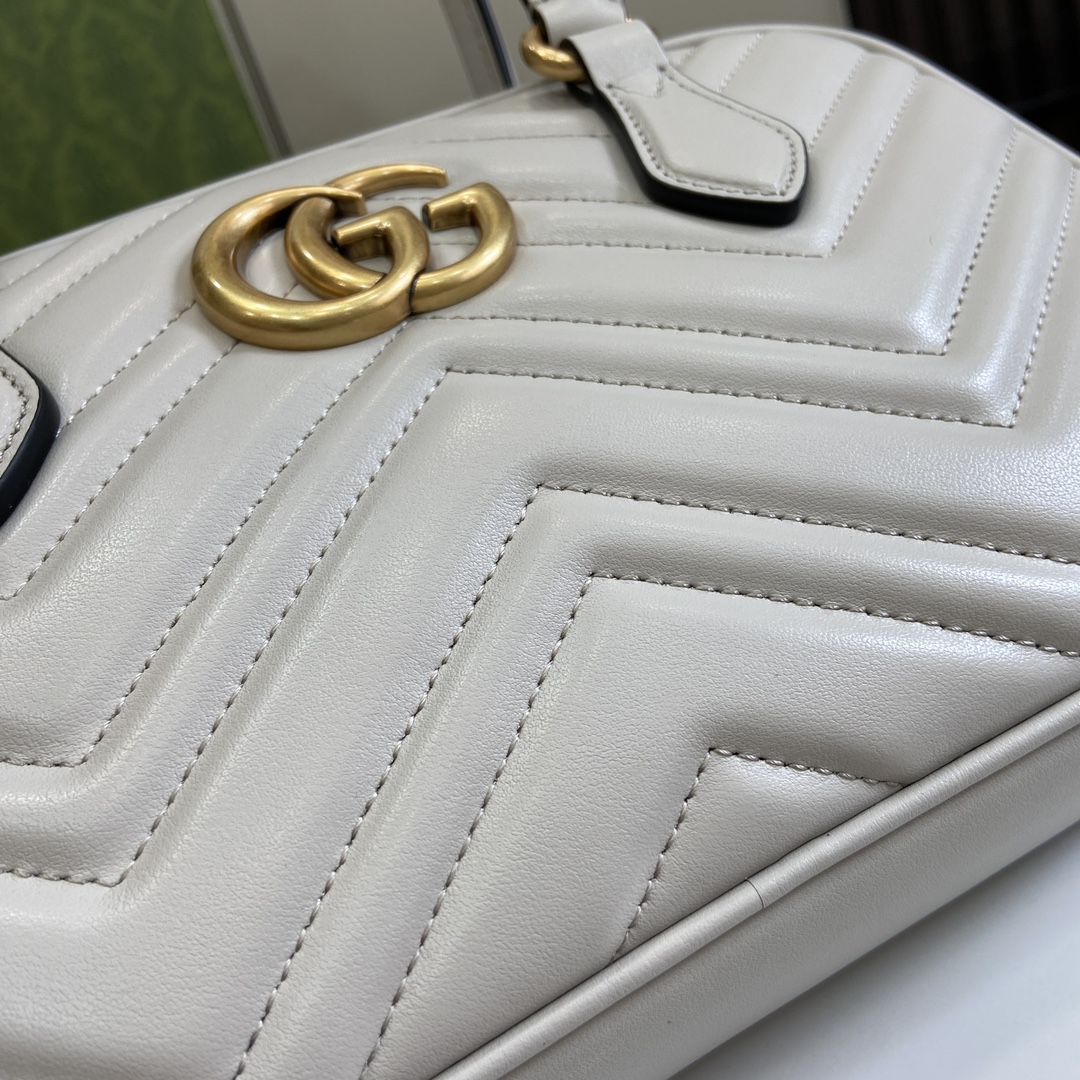 G*u*i gg marmont small top handle bag