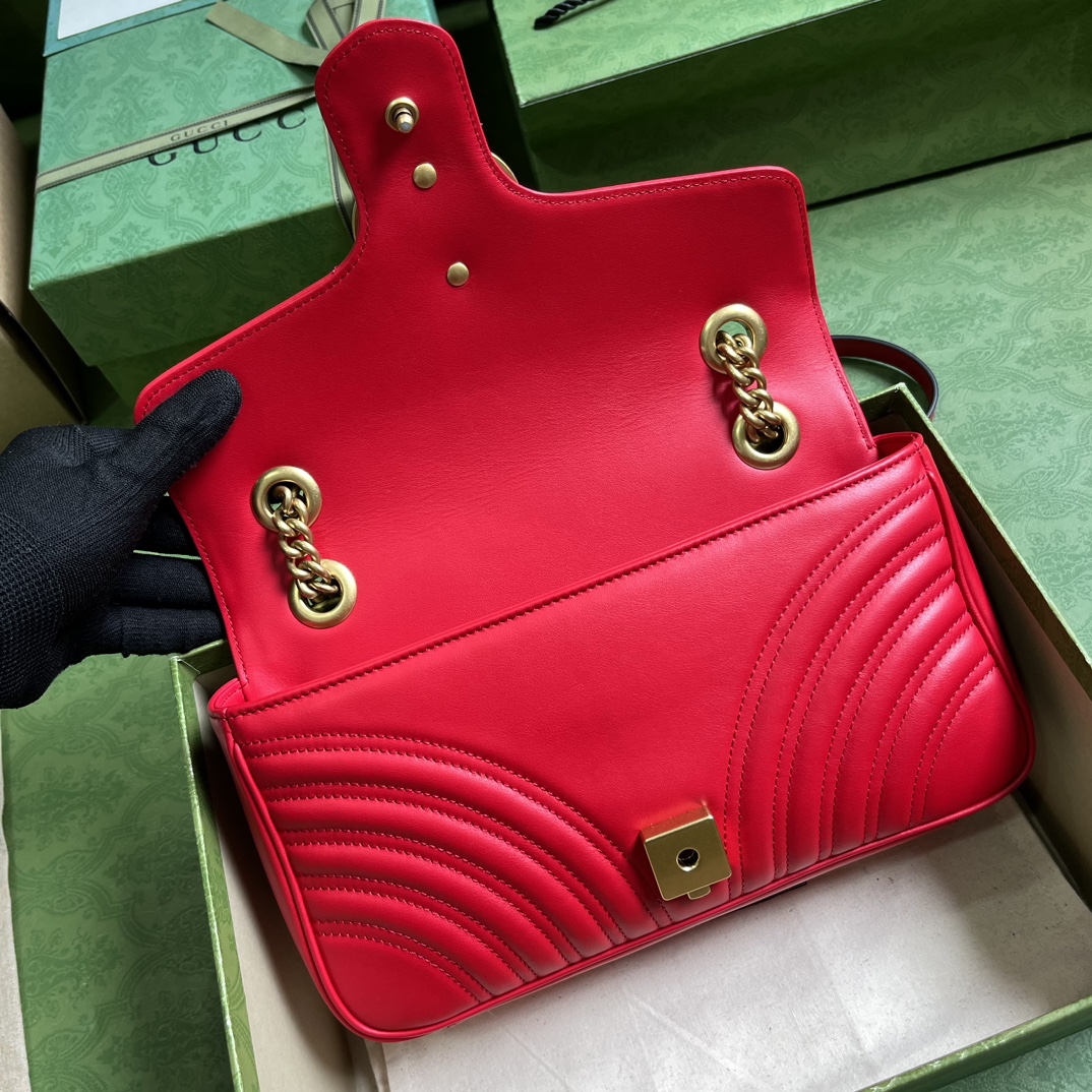 G*u*i gg marmont small shoulder bag