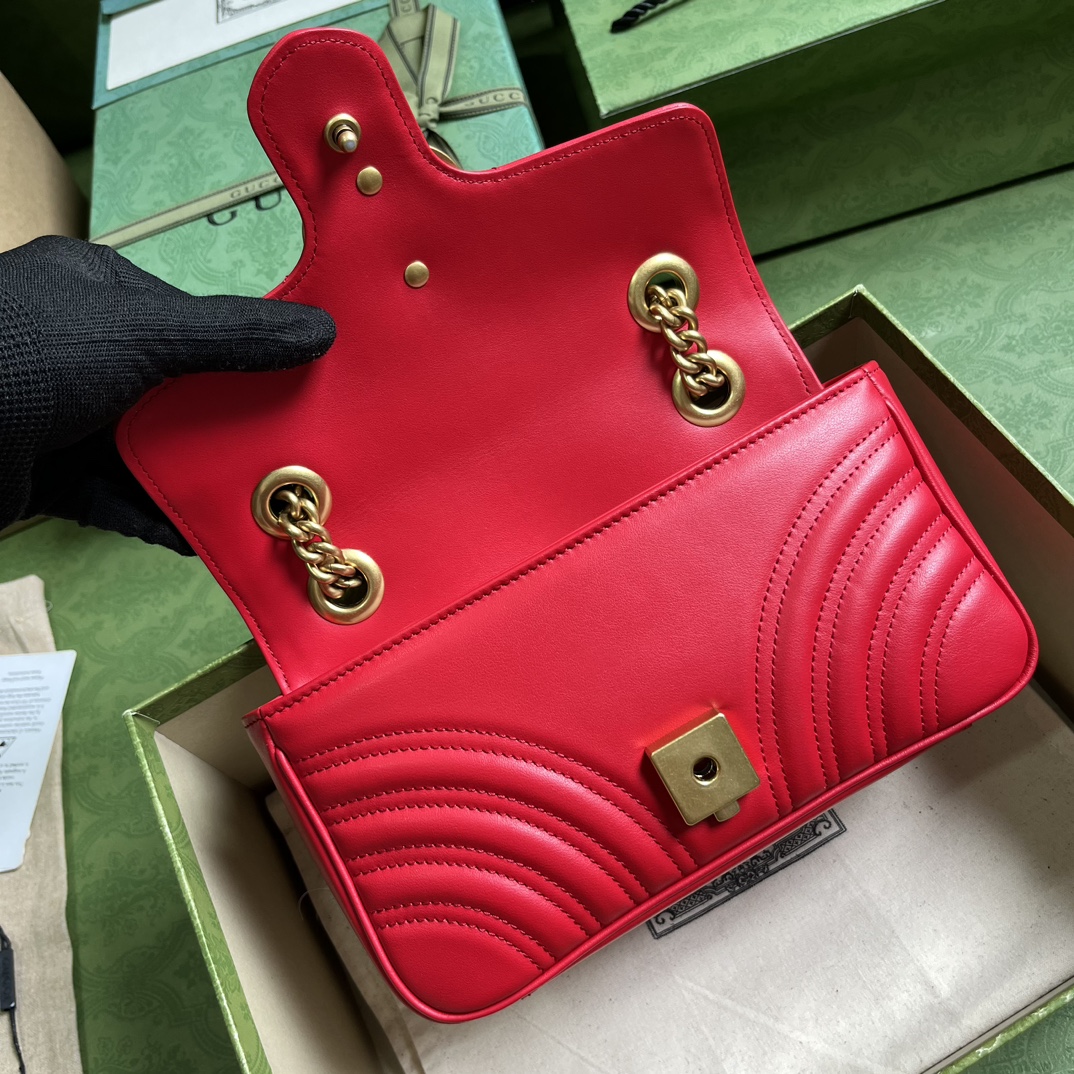 G*u*i gg marmont mini shoulder bag