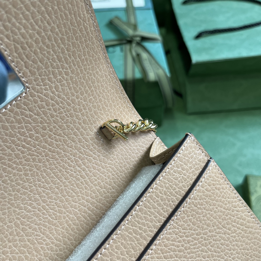 G*u*i gg marmont leather mini chain bag
