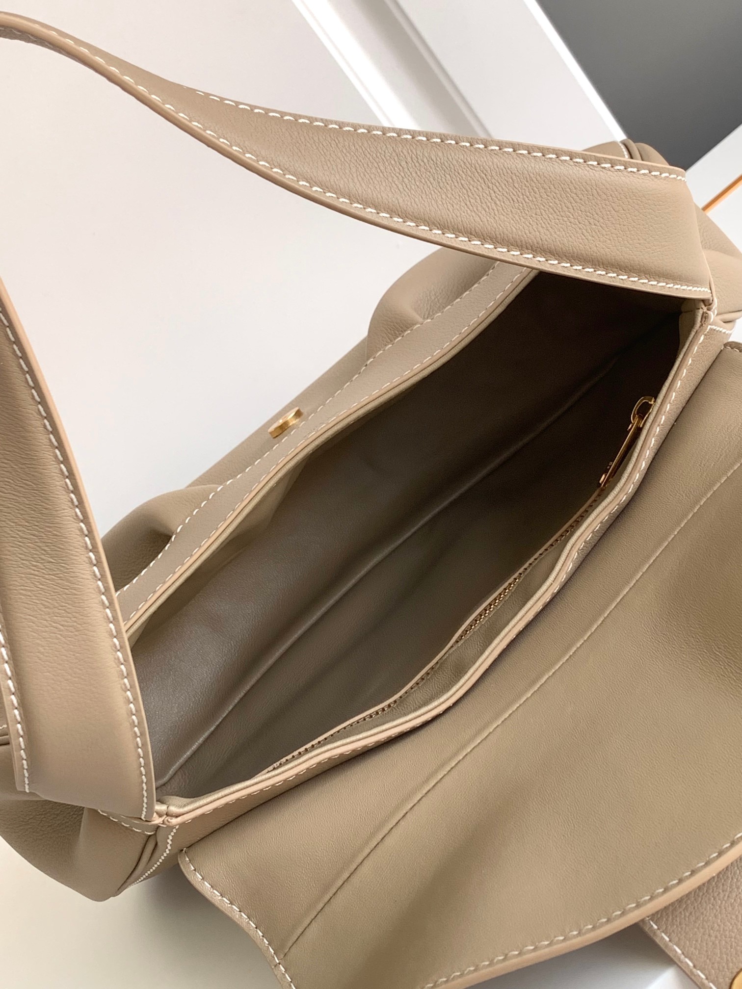 Ce**e medium polly bag