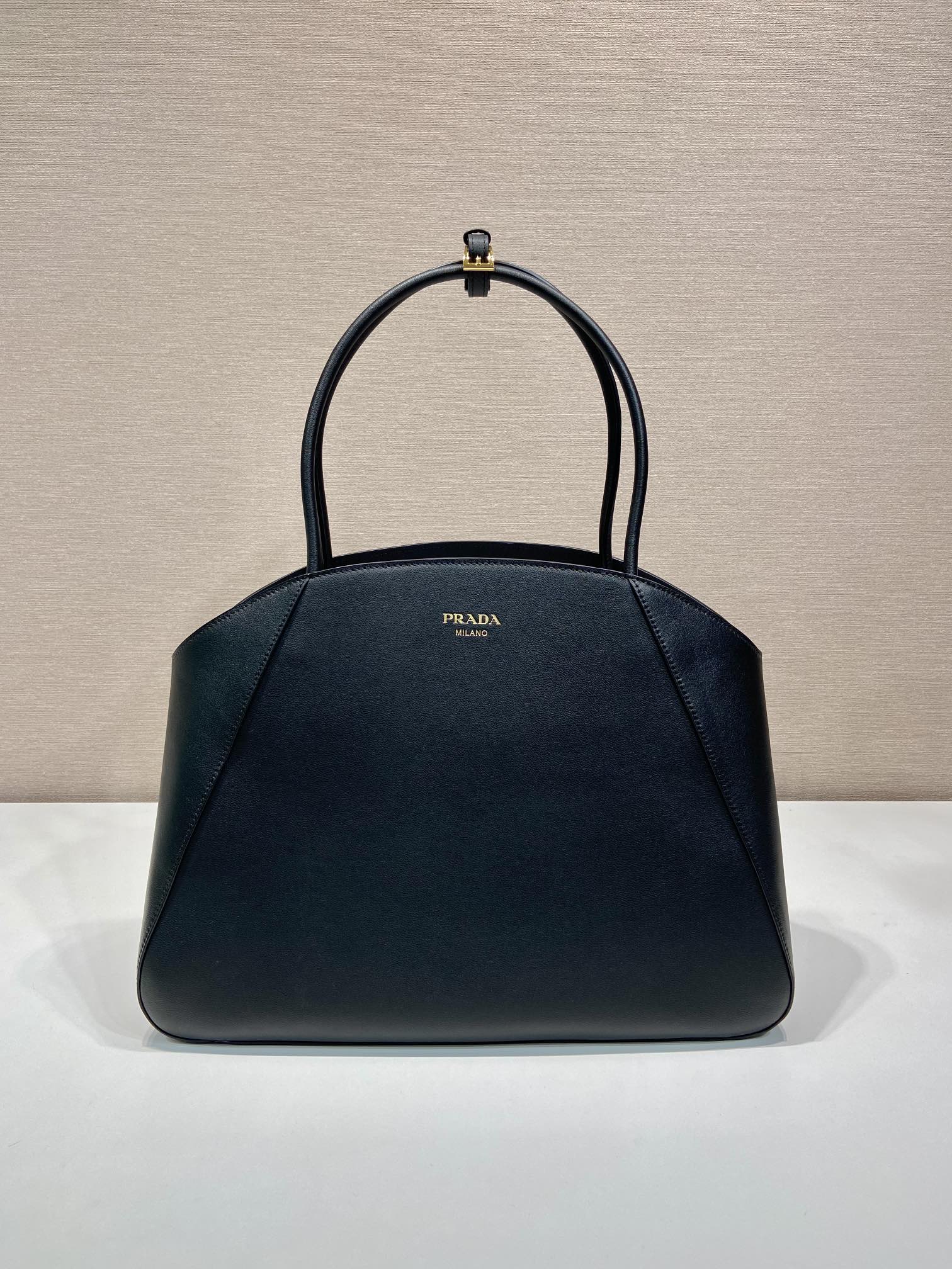 Pra*a large leather tote bag