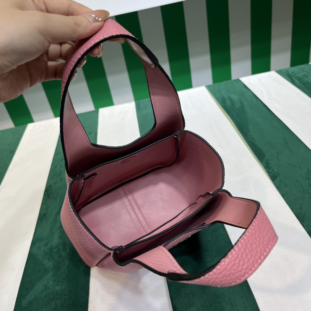Pra*a leather mini bag