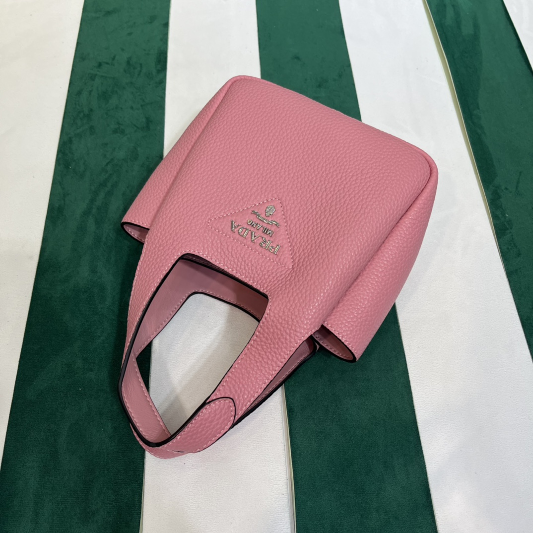 Pra*a leather mini bag