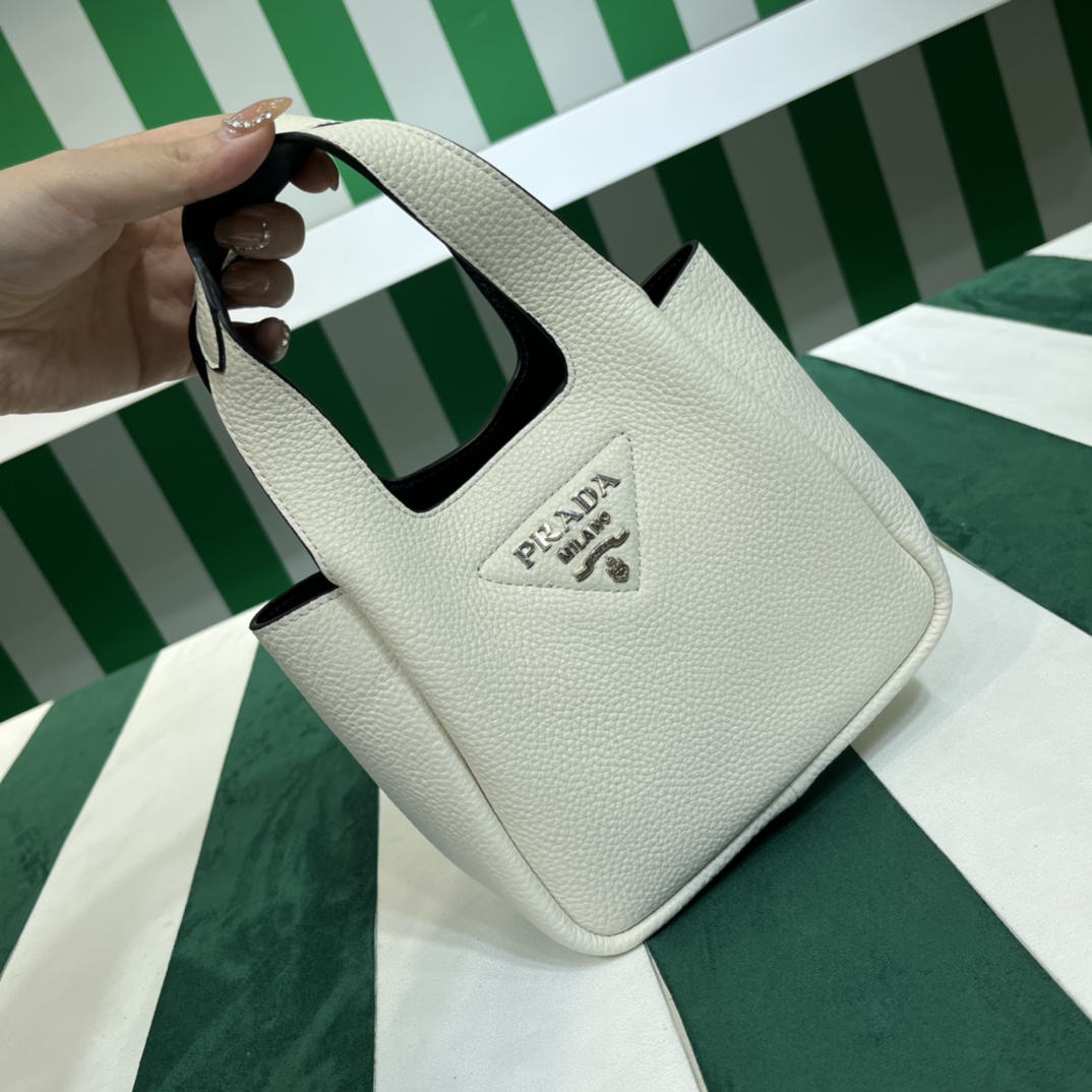 Pra*a leather mini bag