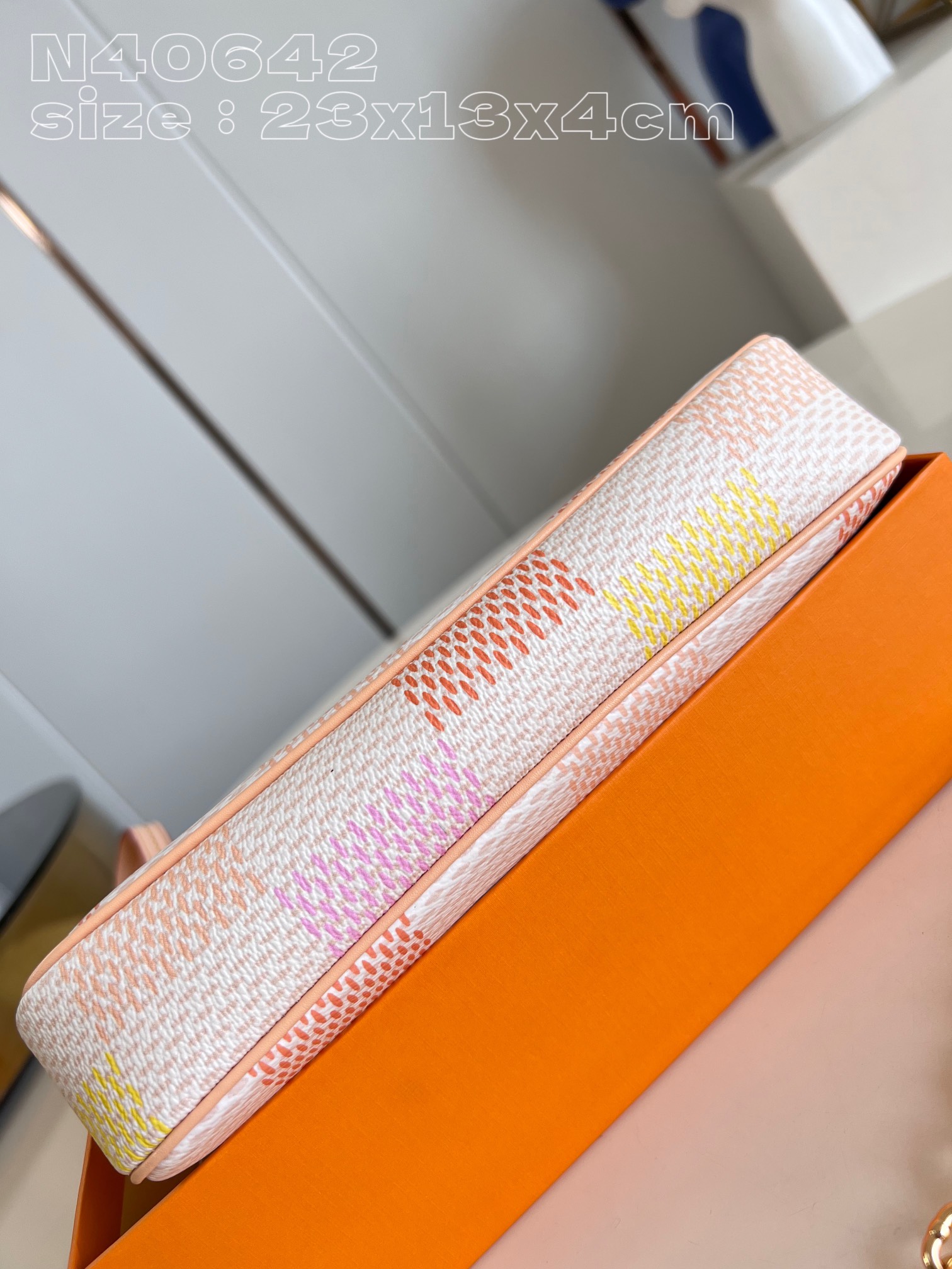 l**is V*t*n pochette accessoires