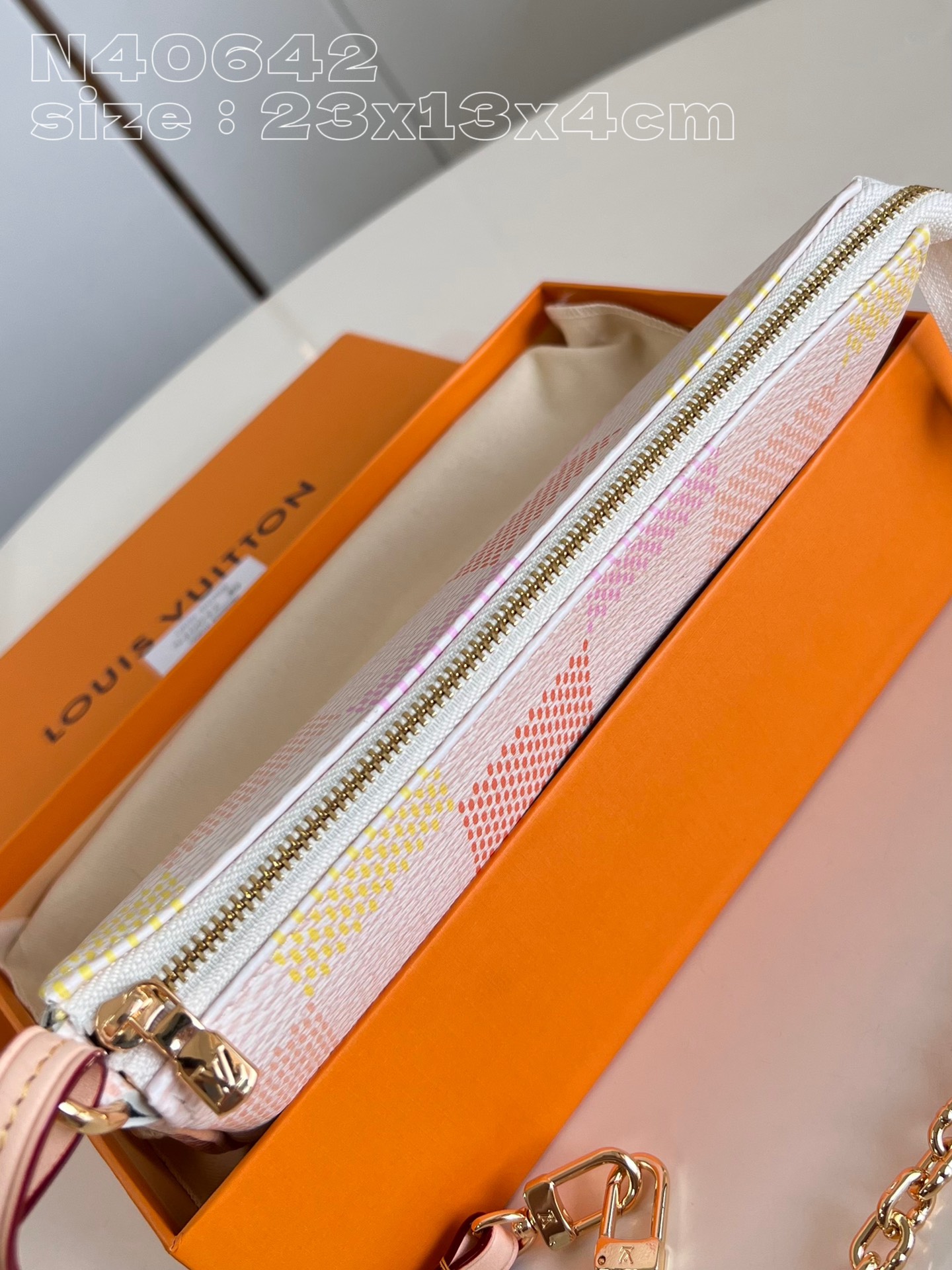 l**is V*t*n pochette accessoires