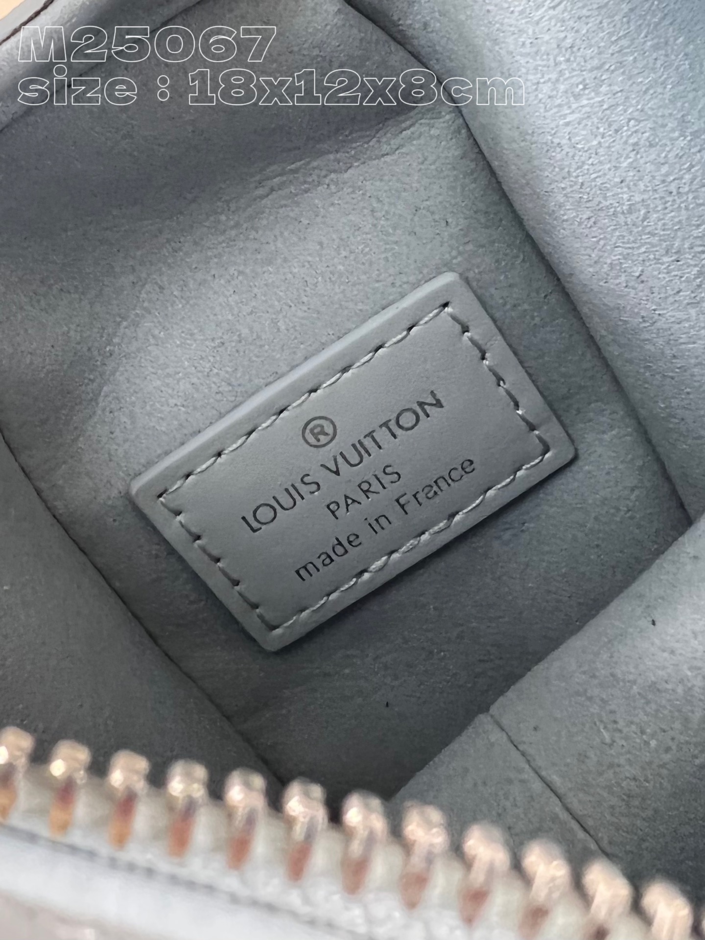 l**is V*t*n side trunk pm