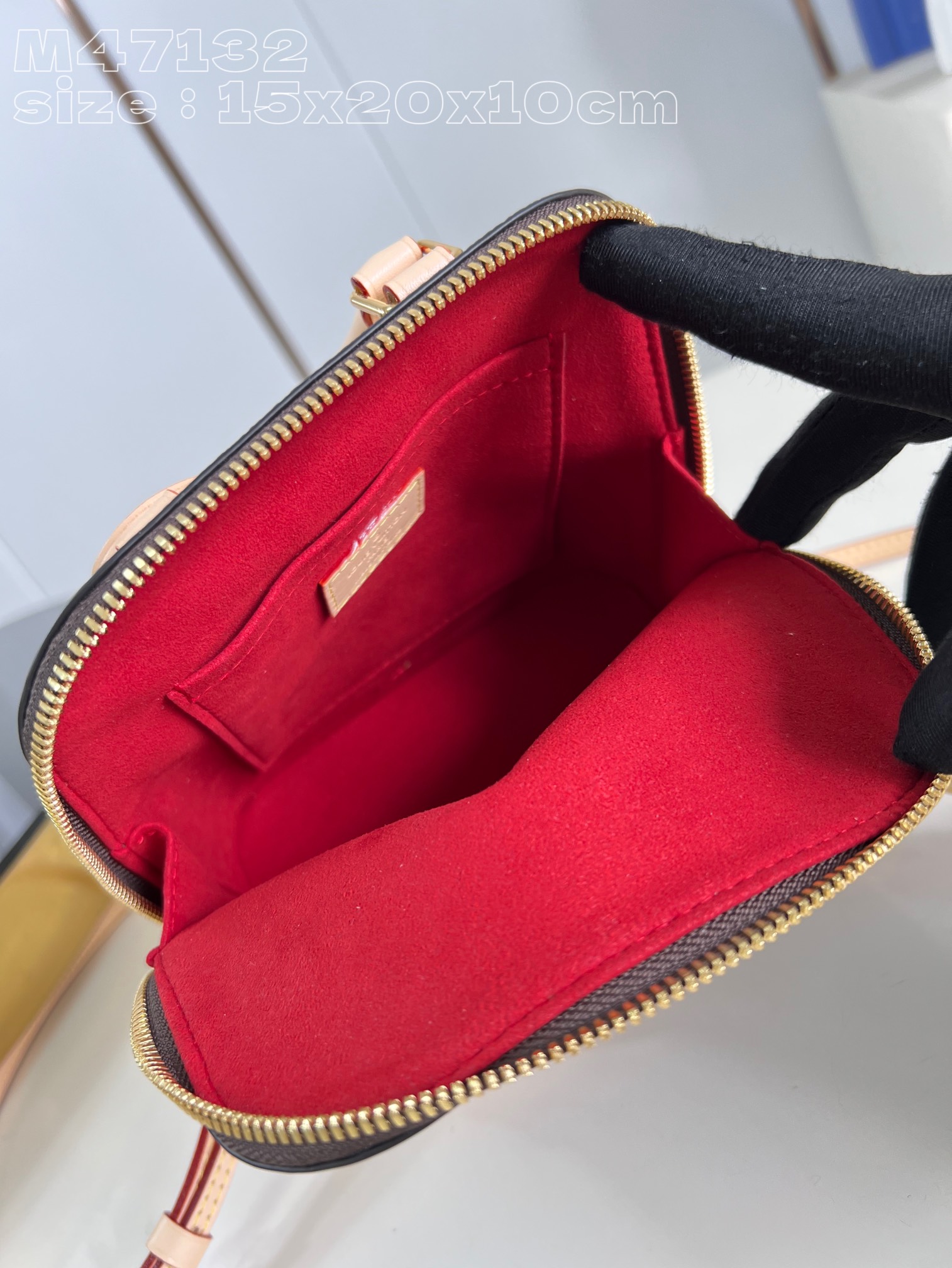 l**is V*t*n alma backpack