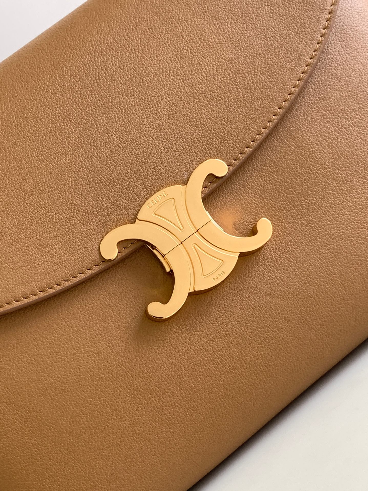 Ce**e medium nino bag