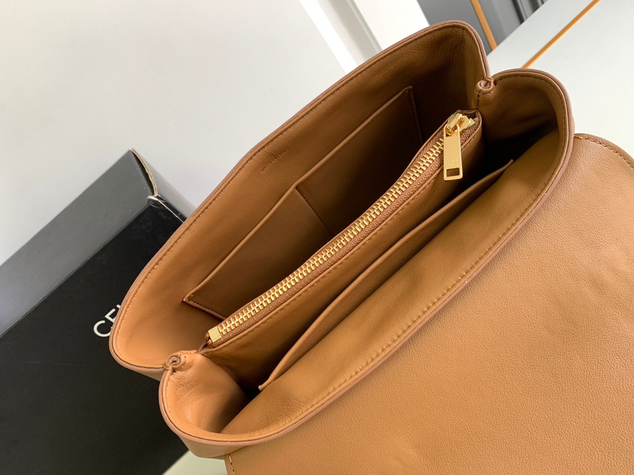 Ce**e medium nino bag