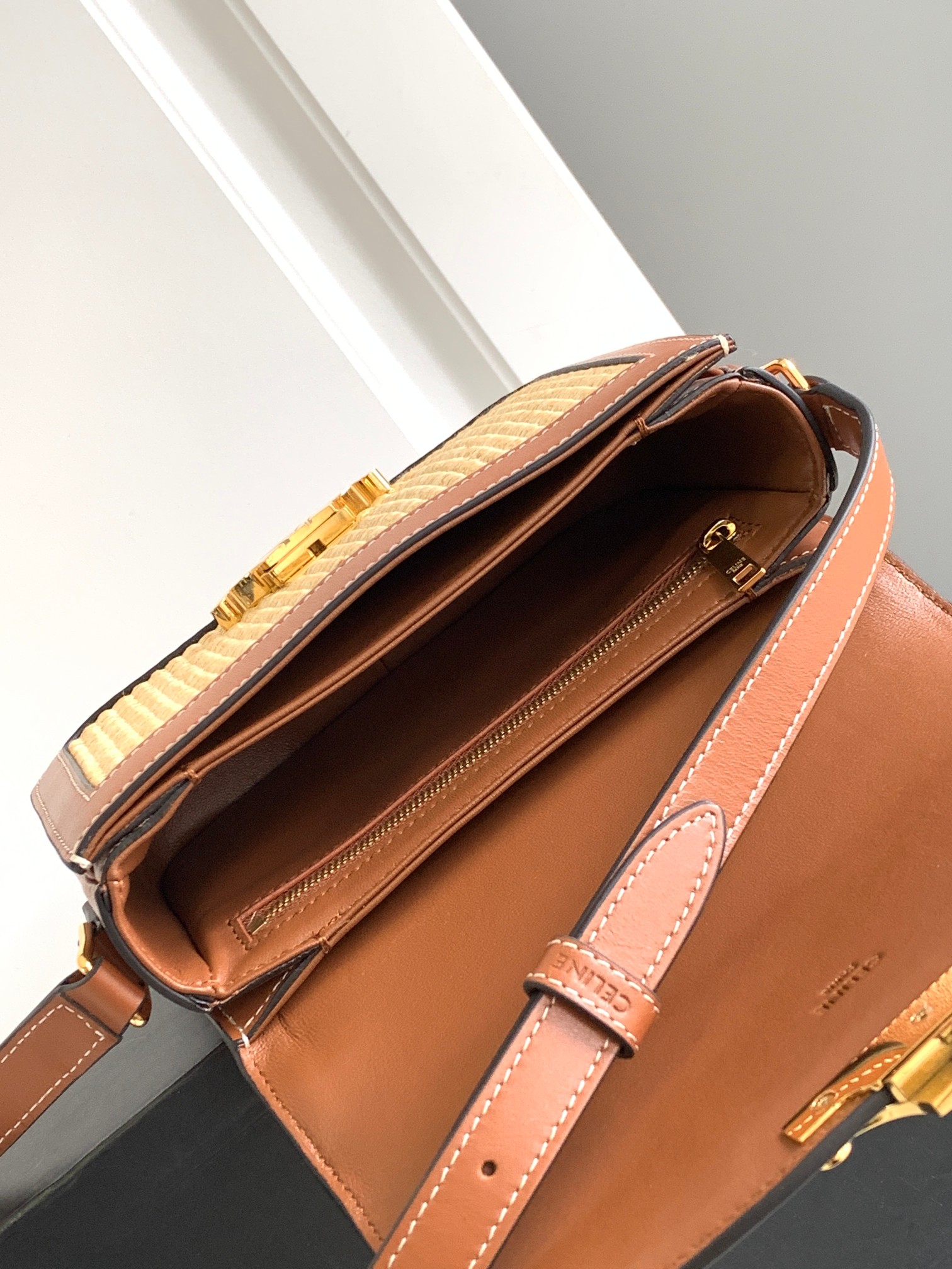 Ce**e teen triomphe bag