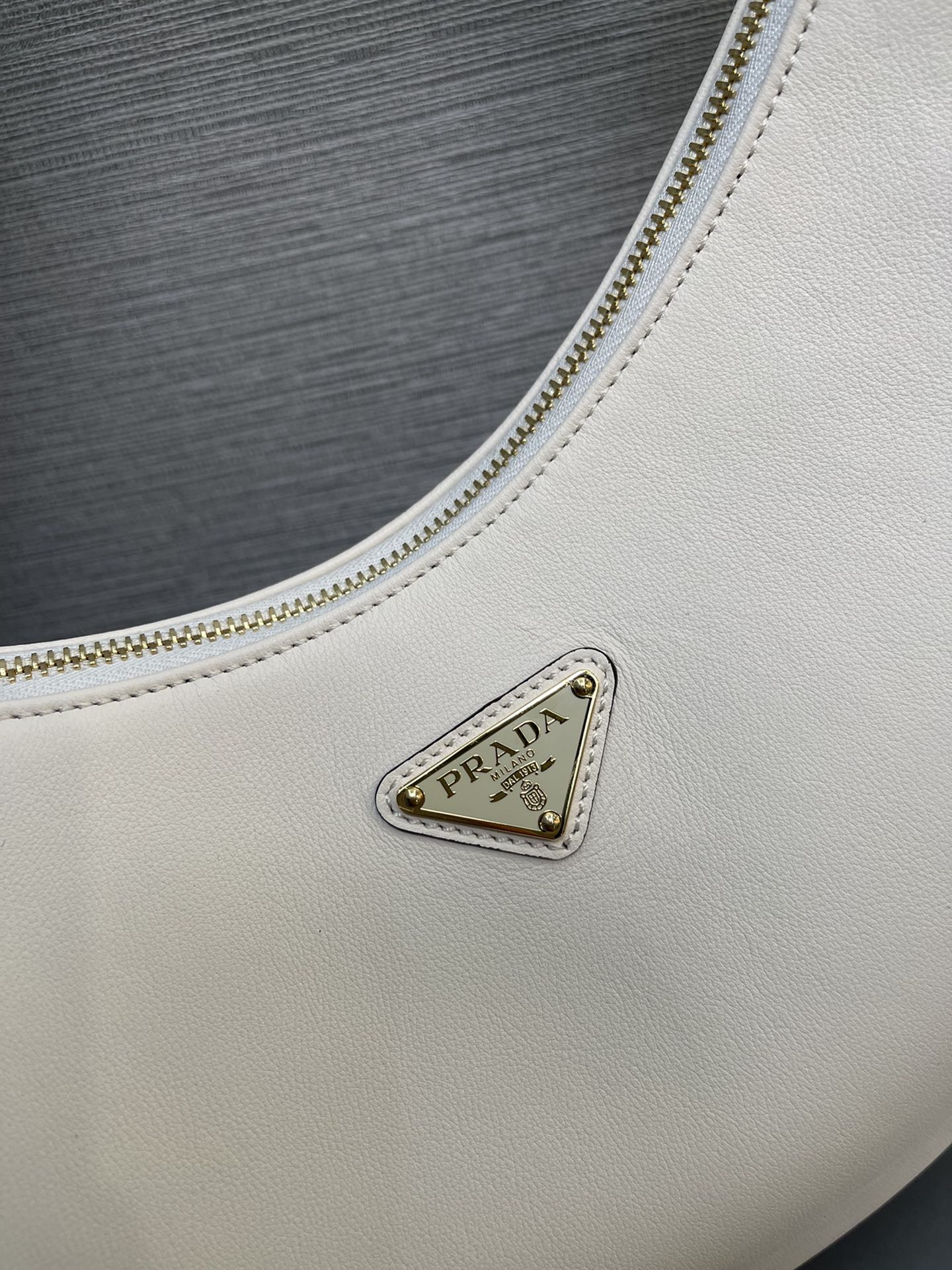 Pra*a large leather shoulder bag hobo