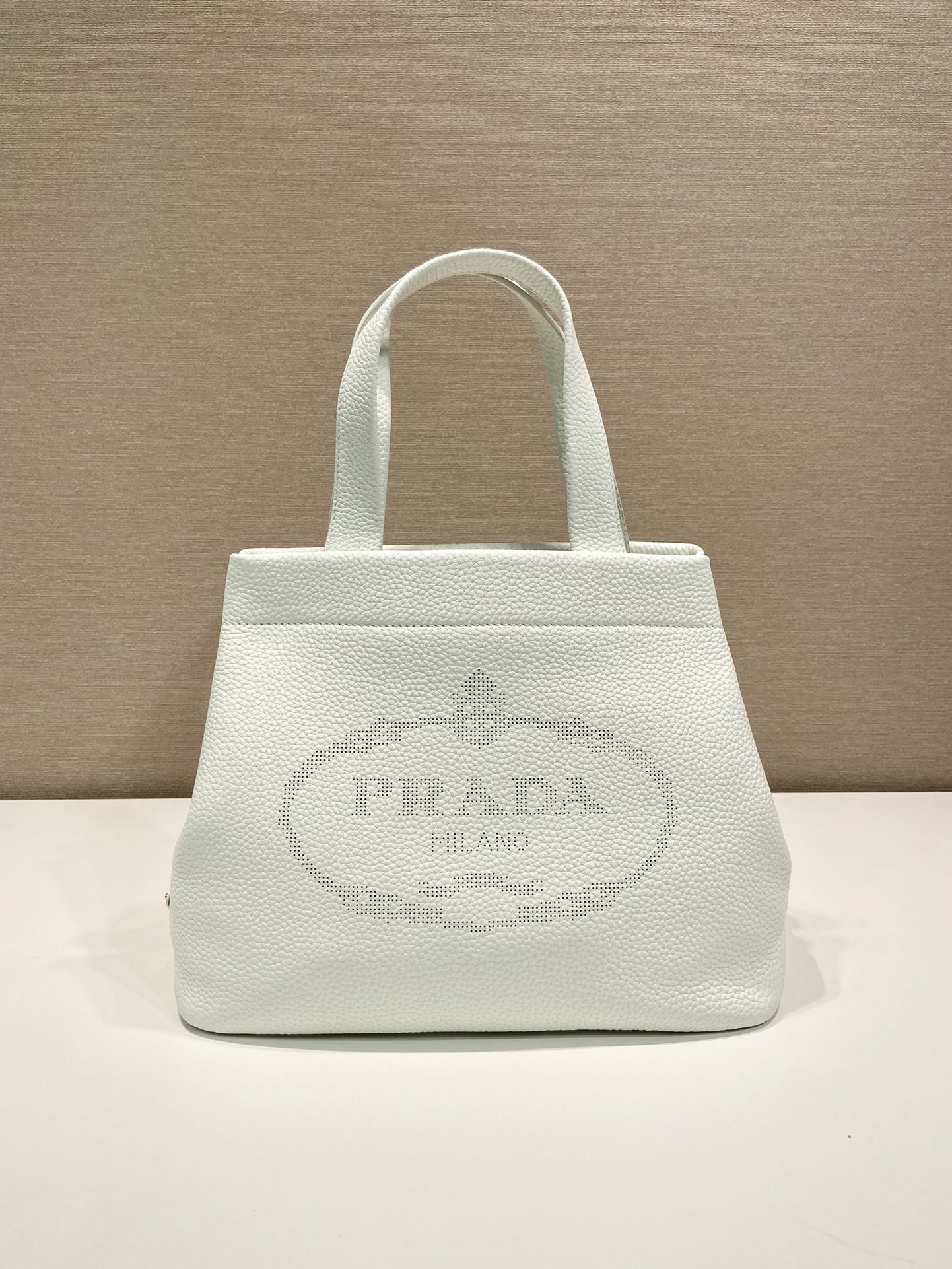 Pra*a tote bag