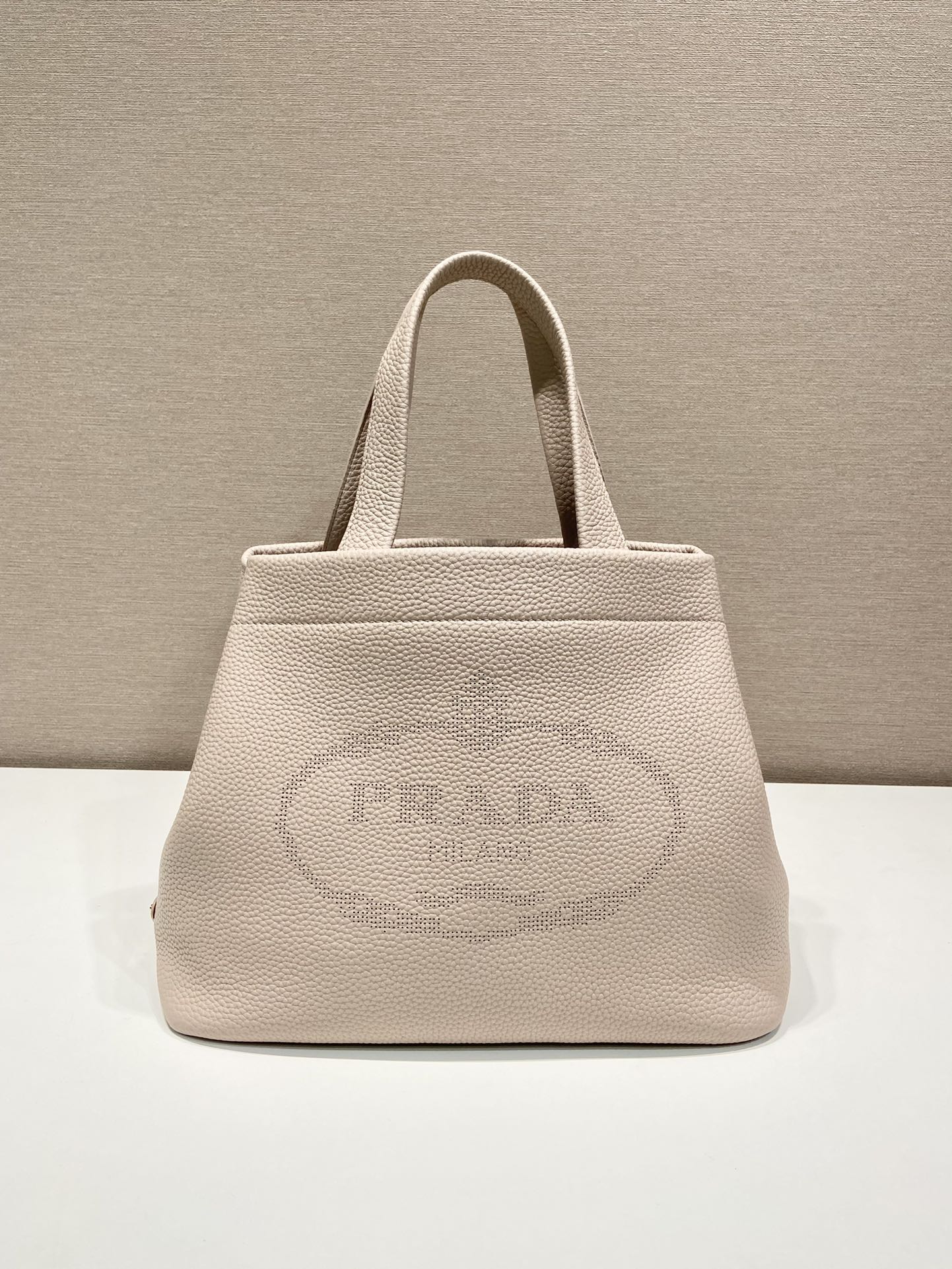 Pra*a tote bag