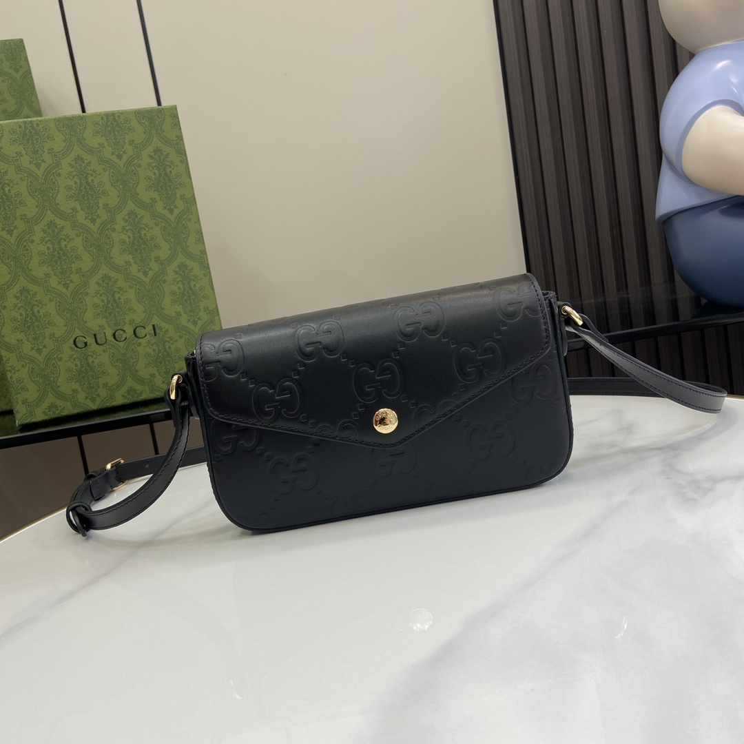 g*u*i gg S*per mini shoulder bag