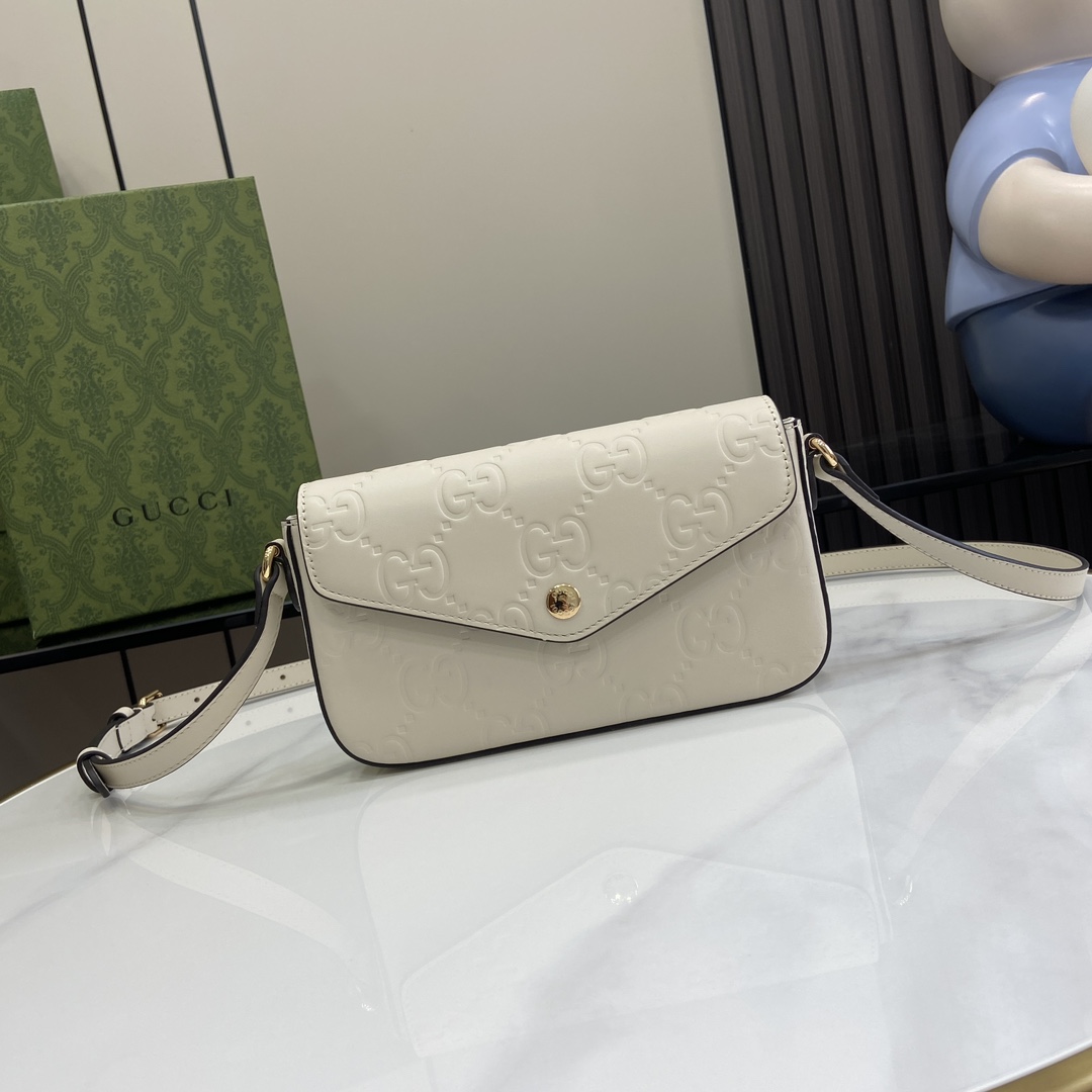 g*u*i gg S*per mini shoulder bag