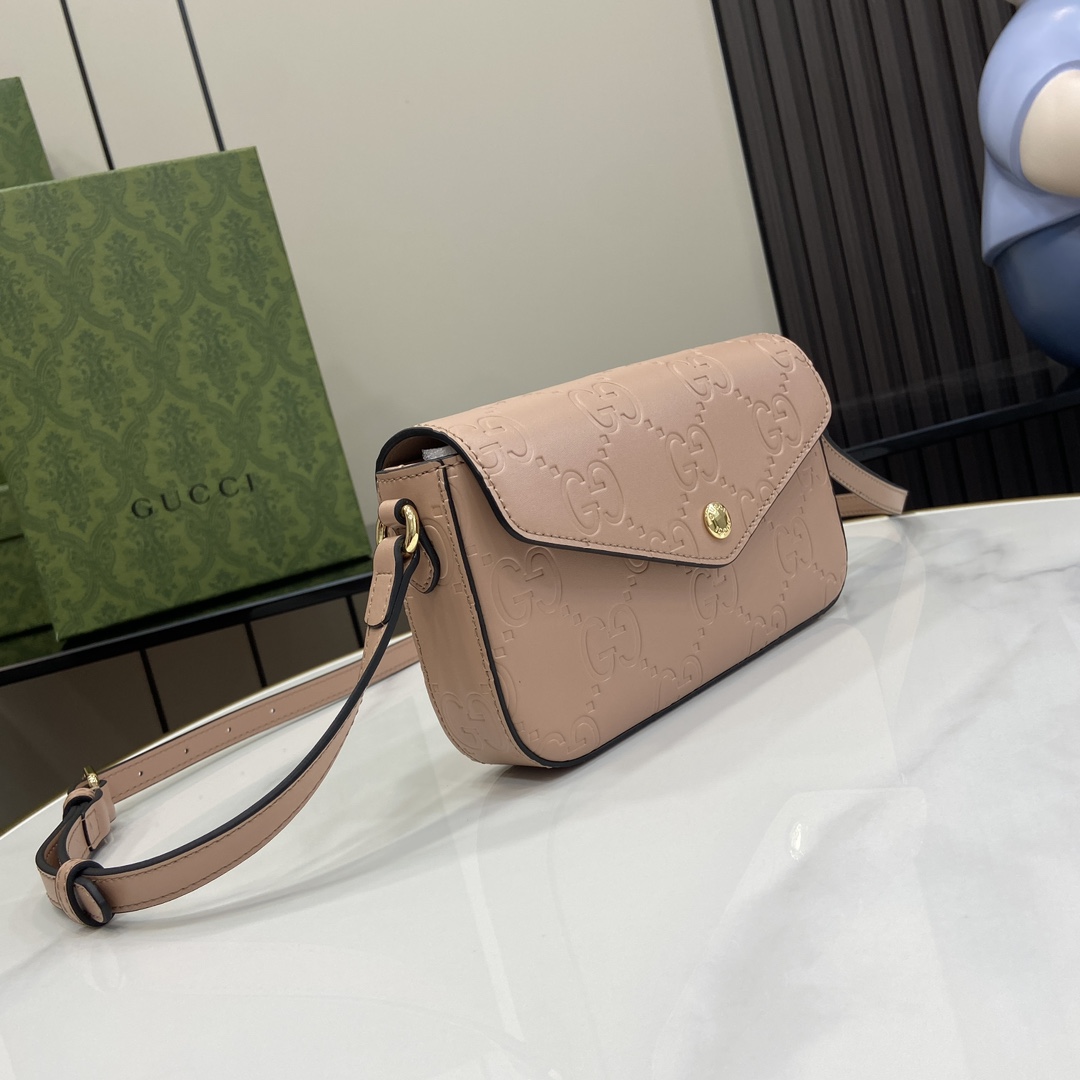 g*u*i gg S*per mini shoulder bag