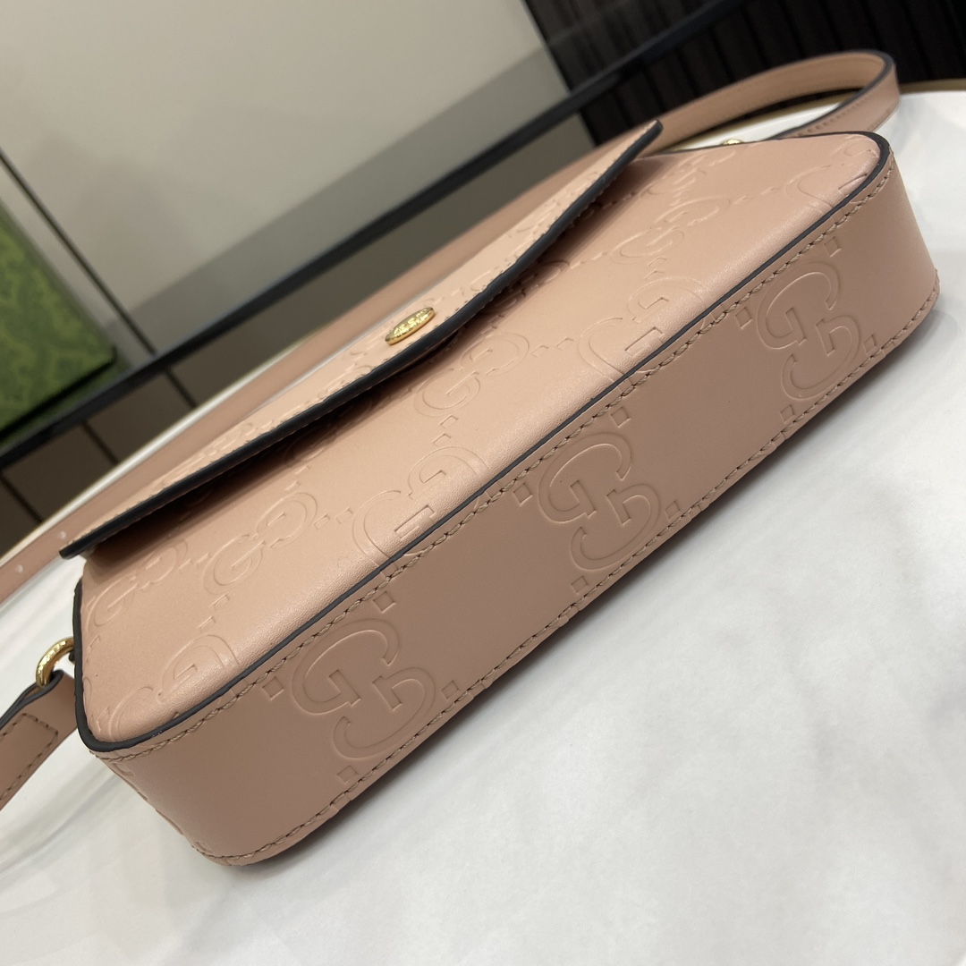 g*u*i gg S*per mini shoulder bag