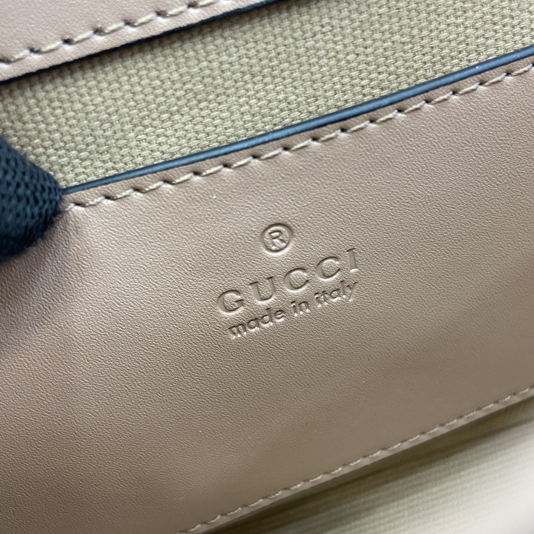 g*u*i gg S*per mini shoulder bag