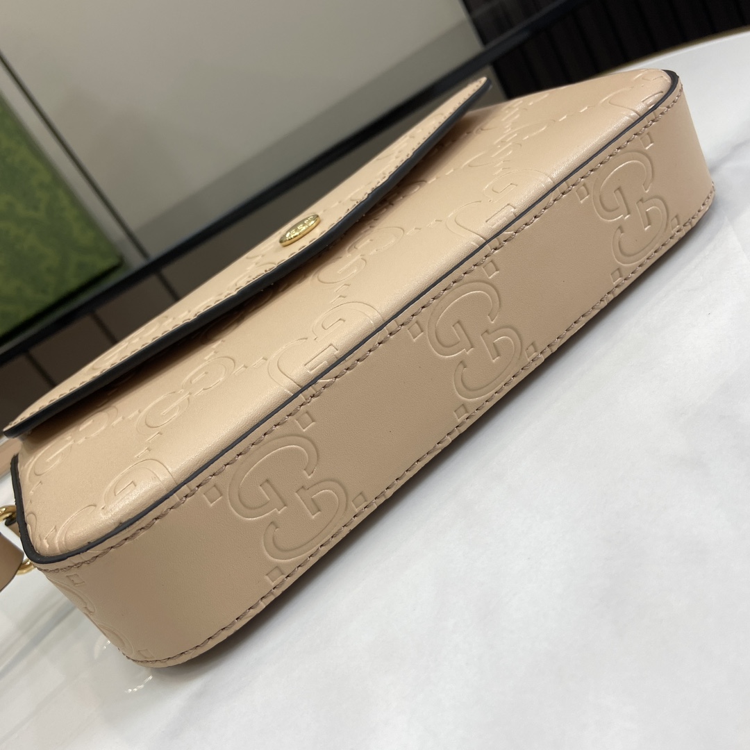 g*u*i gg S*per mini shoulder bag