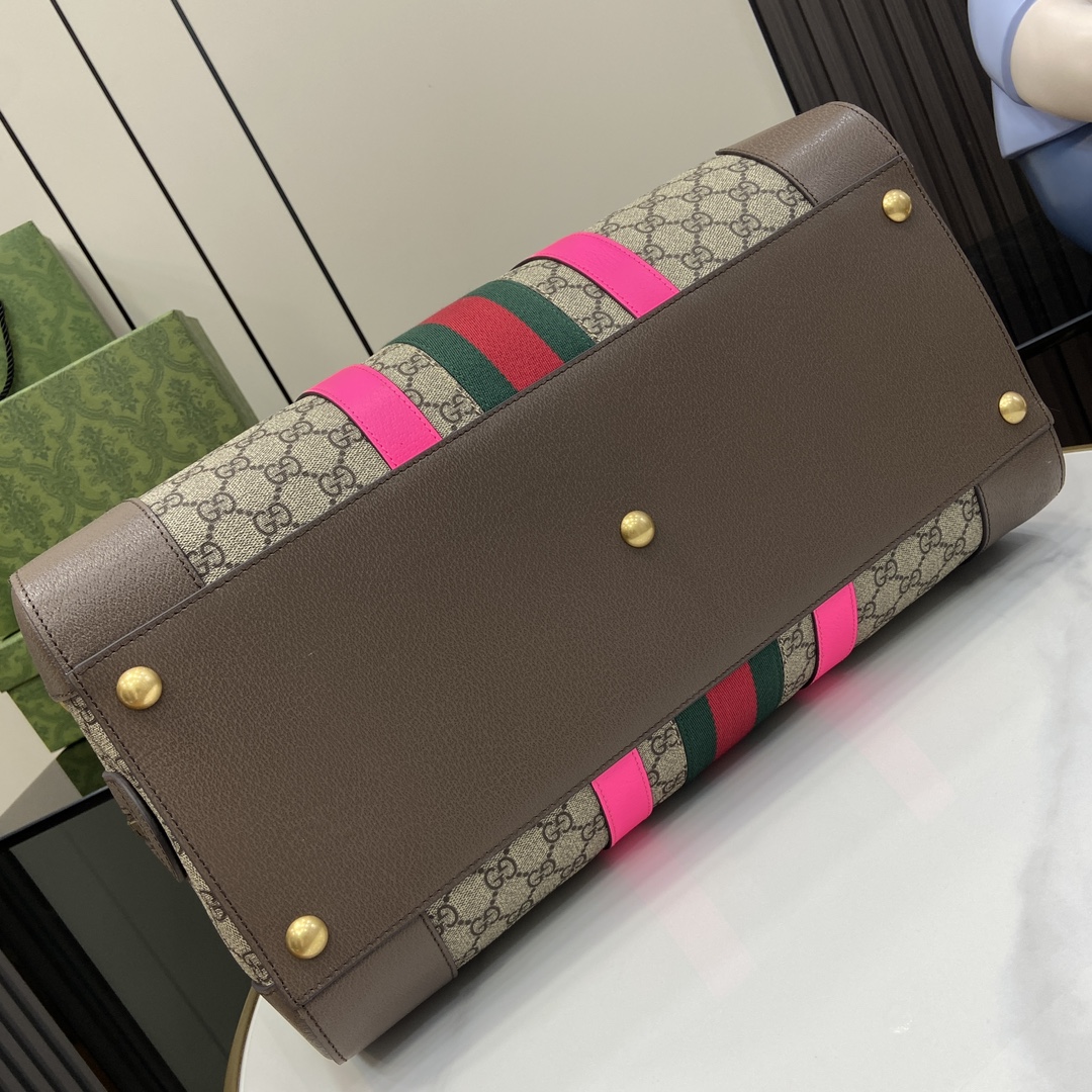 G*u*i savoy small duffle bag