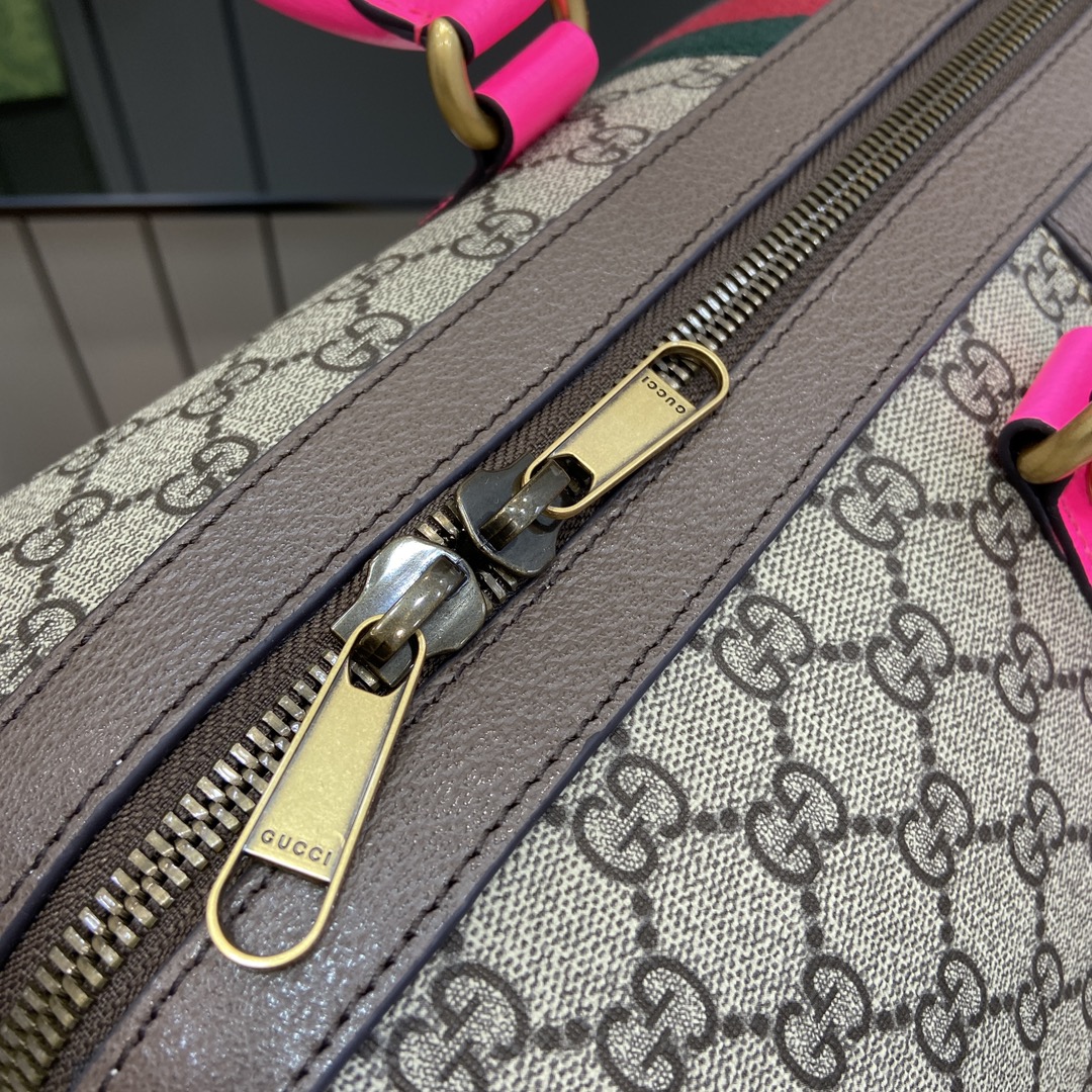 G*u*i savoy small duffle bag
