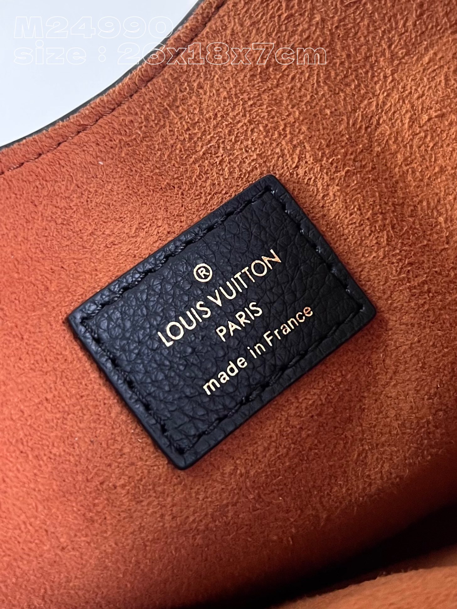 l**is V*t*n low key shoulder bag