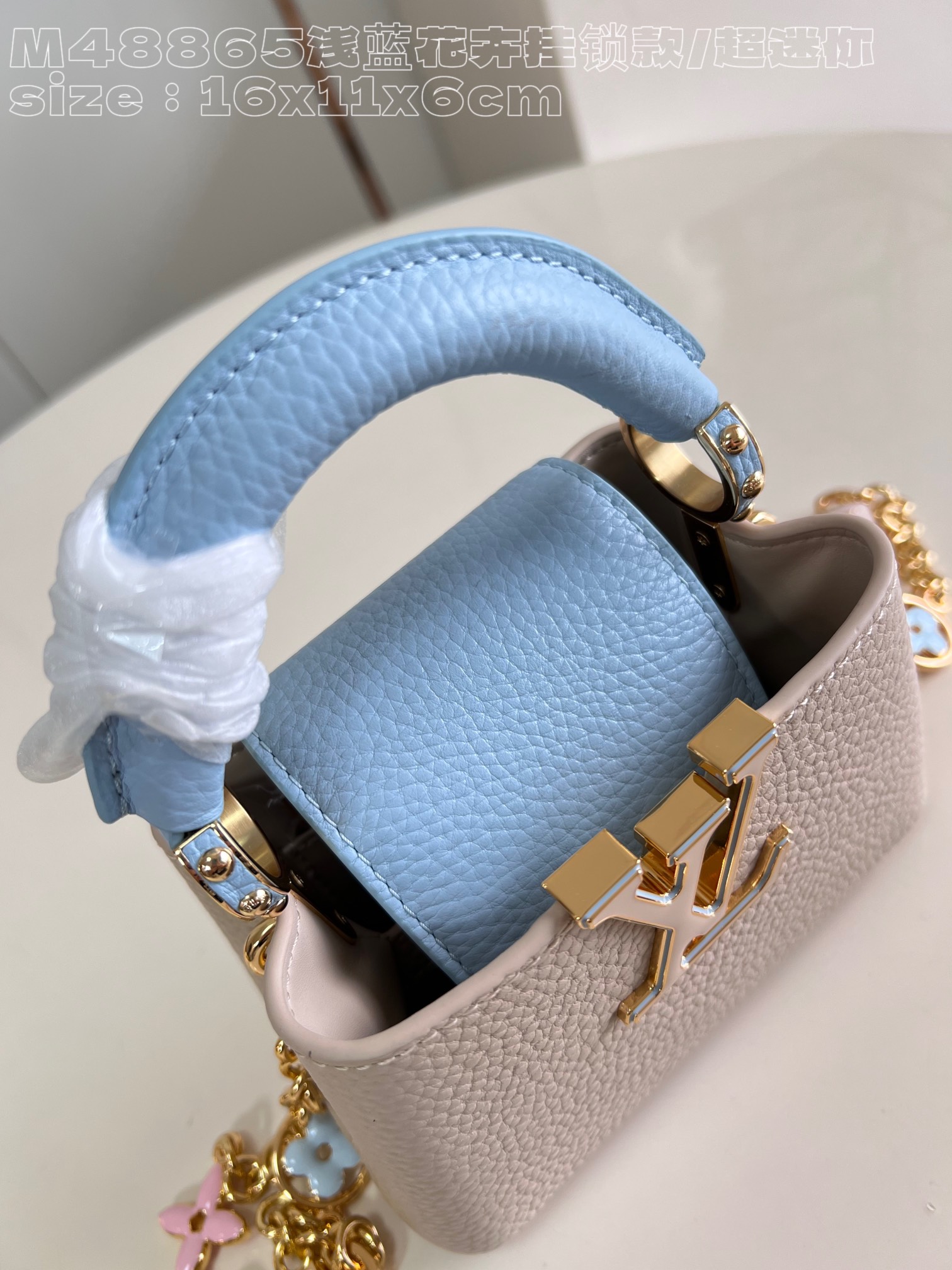 l**is V*t*n capucines mini