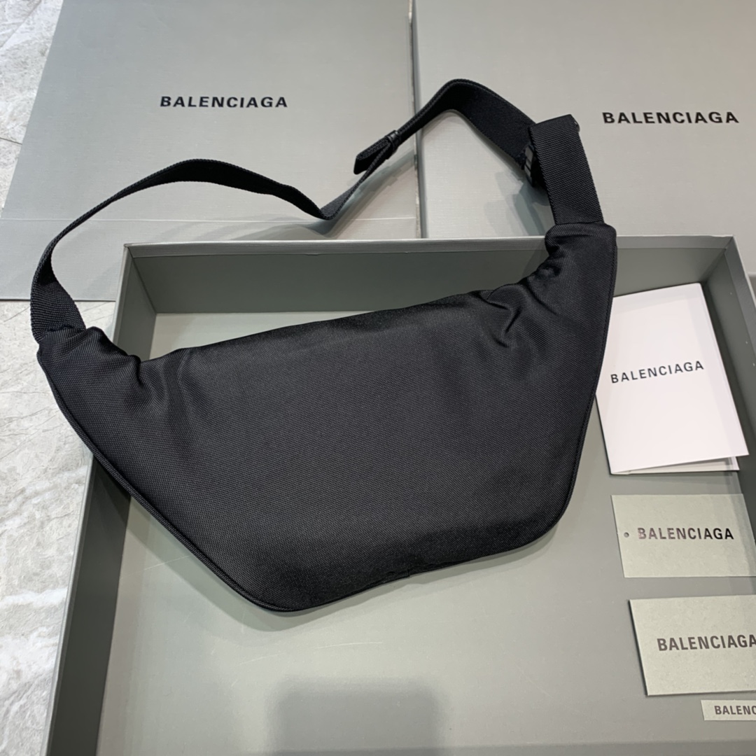 Ba*len*cia*ga waist bag