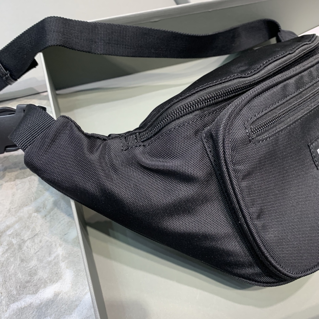 Ba*len*cia*ga waist bag
