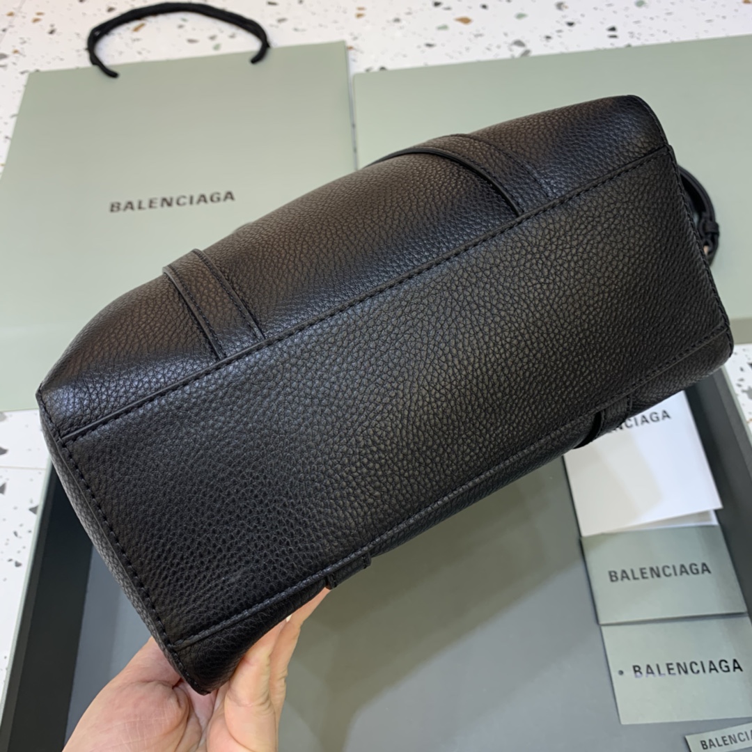 Ba*len*cia*ga small tote