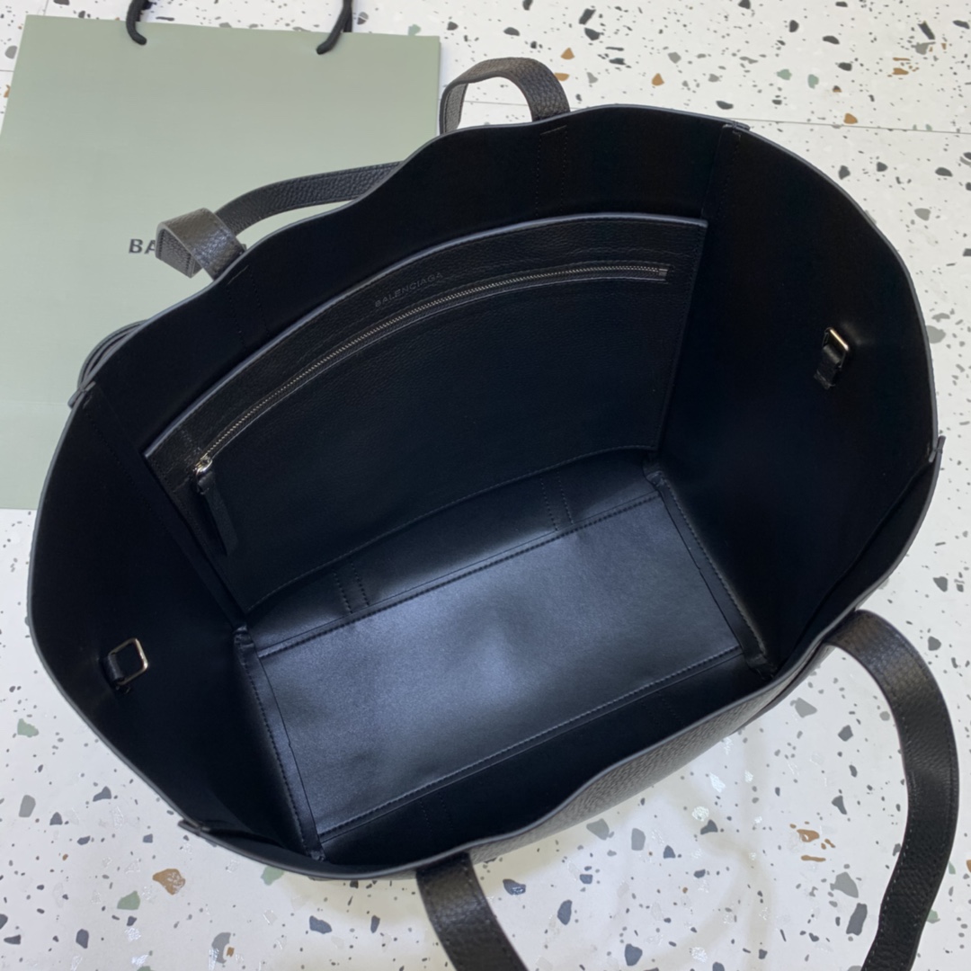 Ba*len*cia*ga tote large