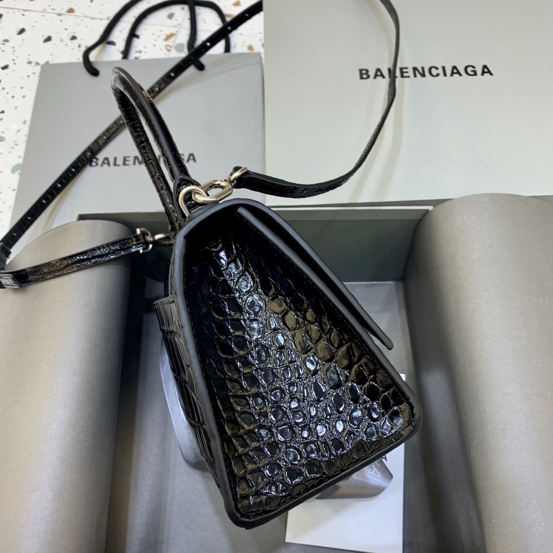 Ba*len*cia*ga hourglass bag