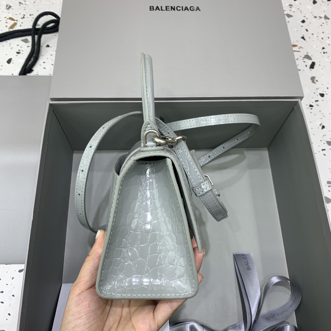 Ba*len*cia*ga hourglass bag